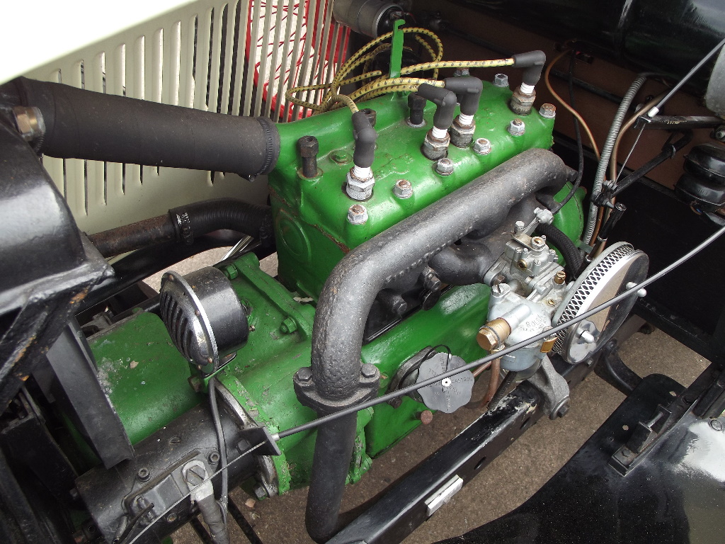 A 1934 BSA TW34-10 Special Sports, registration number GL 1362, red over cream. - Image 4 of 6