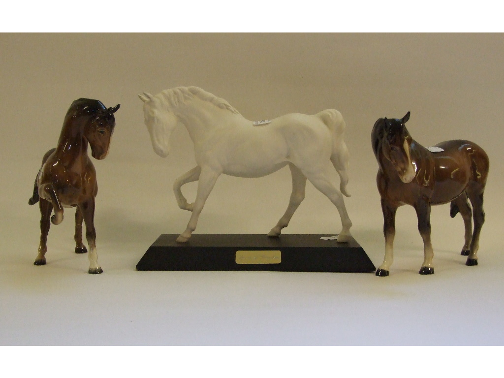 A Beswick Connoisseur Morgan Stallion, 2605 (ear chipped), a Black Beauty, 2466, - Image 5 of 14