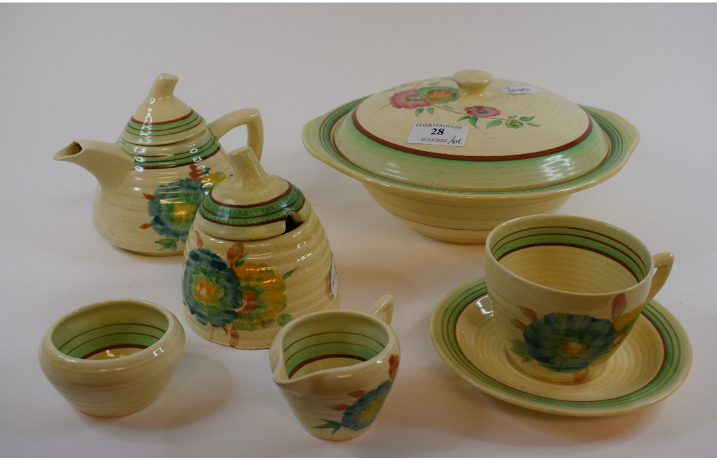 A Clarice Cliff Honeydew teapot and cover, 12 cm high, a similar milk jug and sugar bowl, - Image 3 of 3