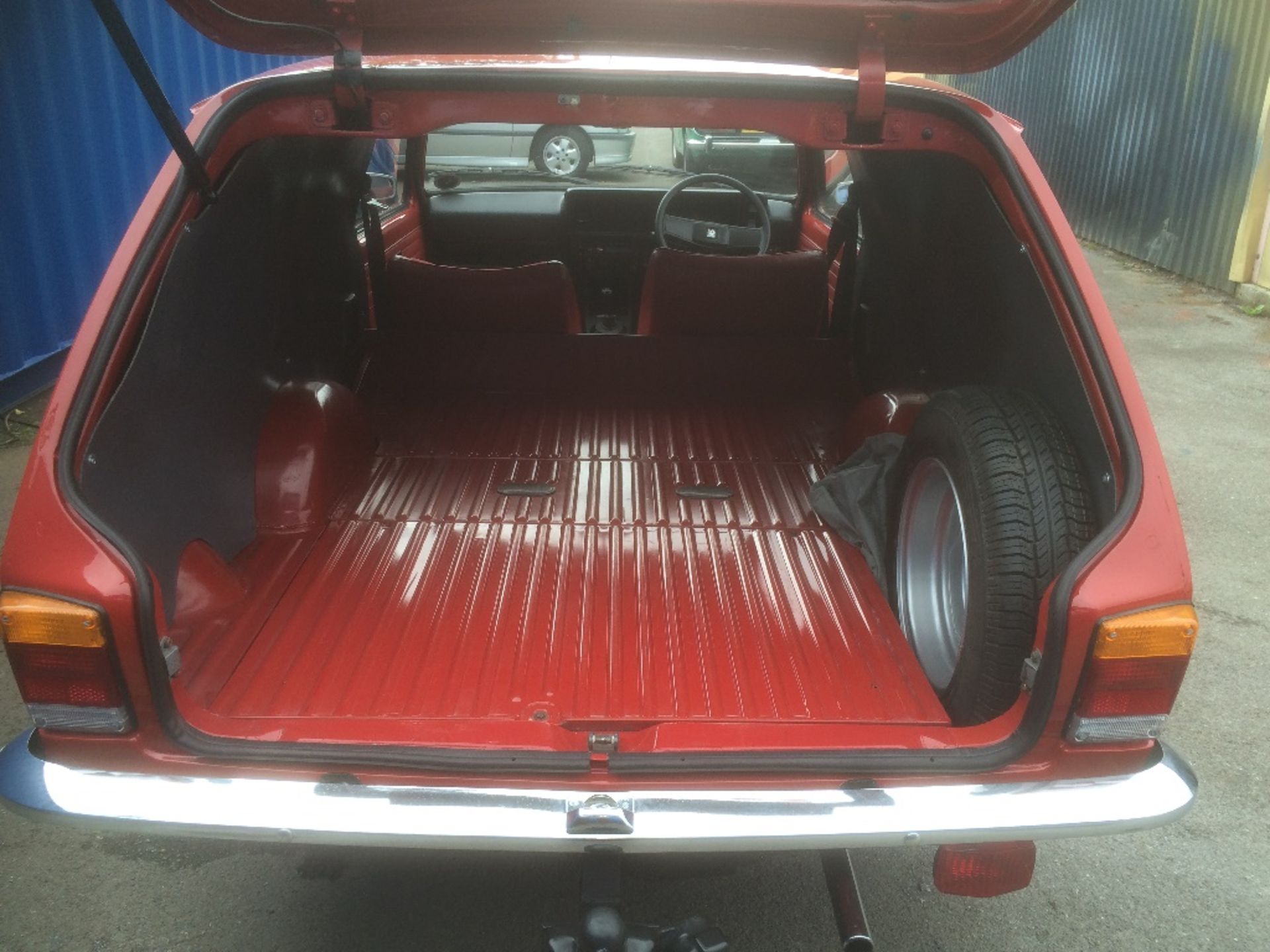 A 1978 Bedford Chevanne, registration number GMS 894S, chassis number 9B70CHX111080, red. - Image 6 of 6