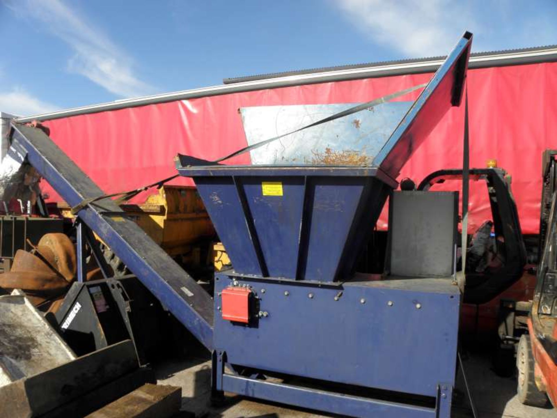 WAGNER WS15 SINGLE SHAFT SHREDDER, MACHINE NUMBER 161512, YEAR OF CONSTRUCTION 2010