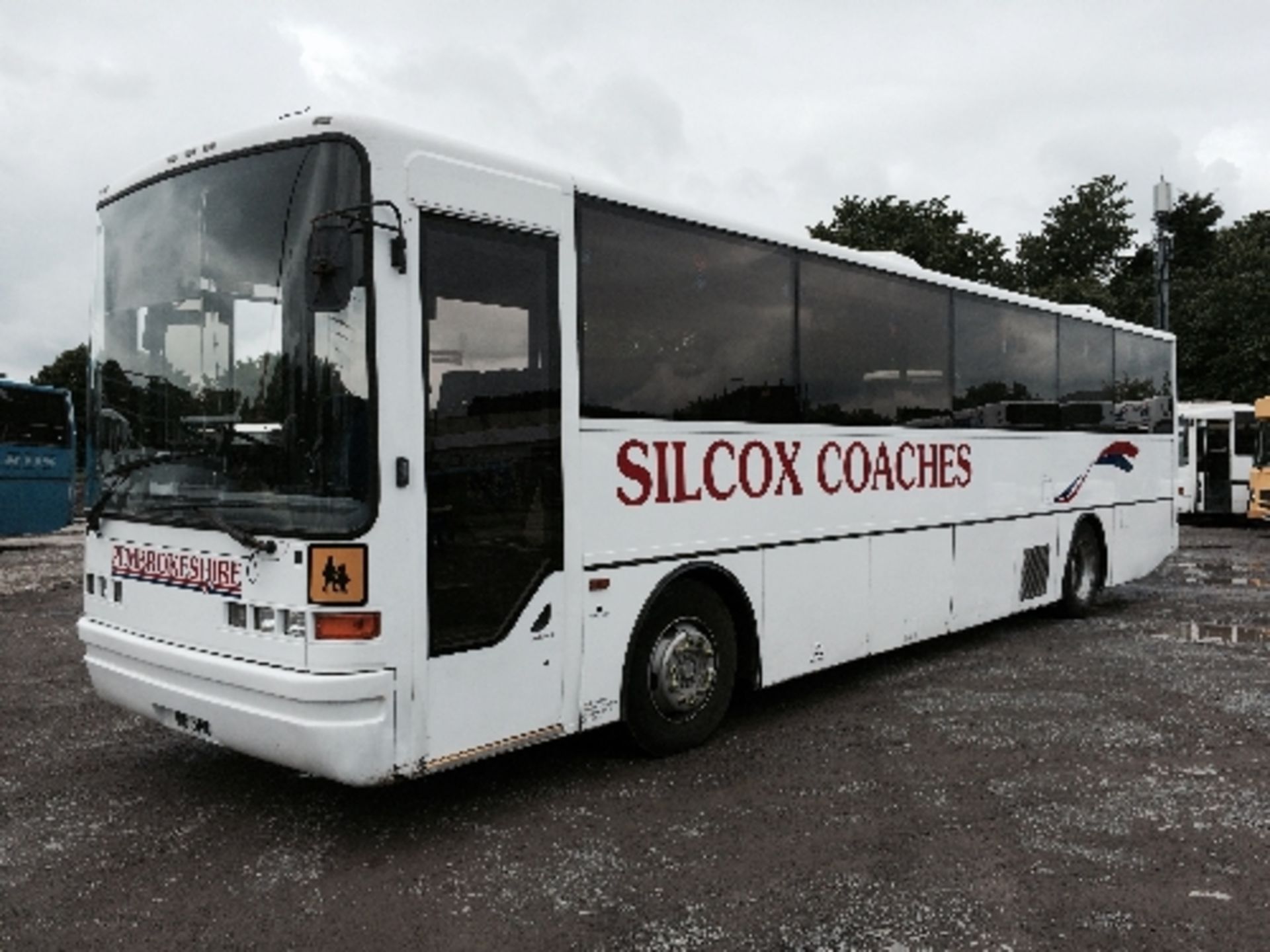 Dennis Javelin / UVG S320 Cutlass 70 seater capacity coach, 3 point seat belts, Registration No. M18 - Image 2 of 6