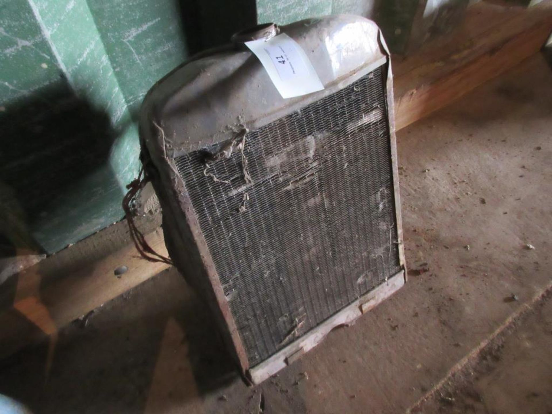 Ferguson TE-20 radiator