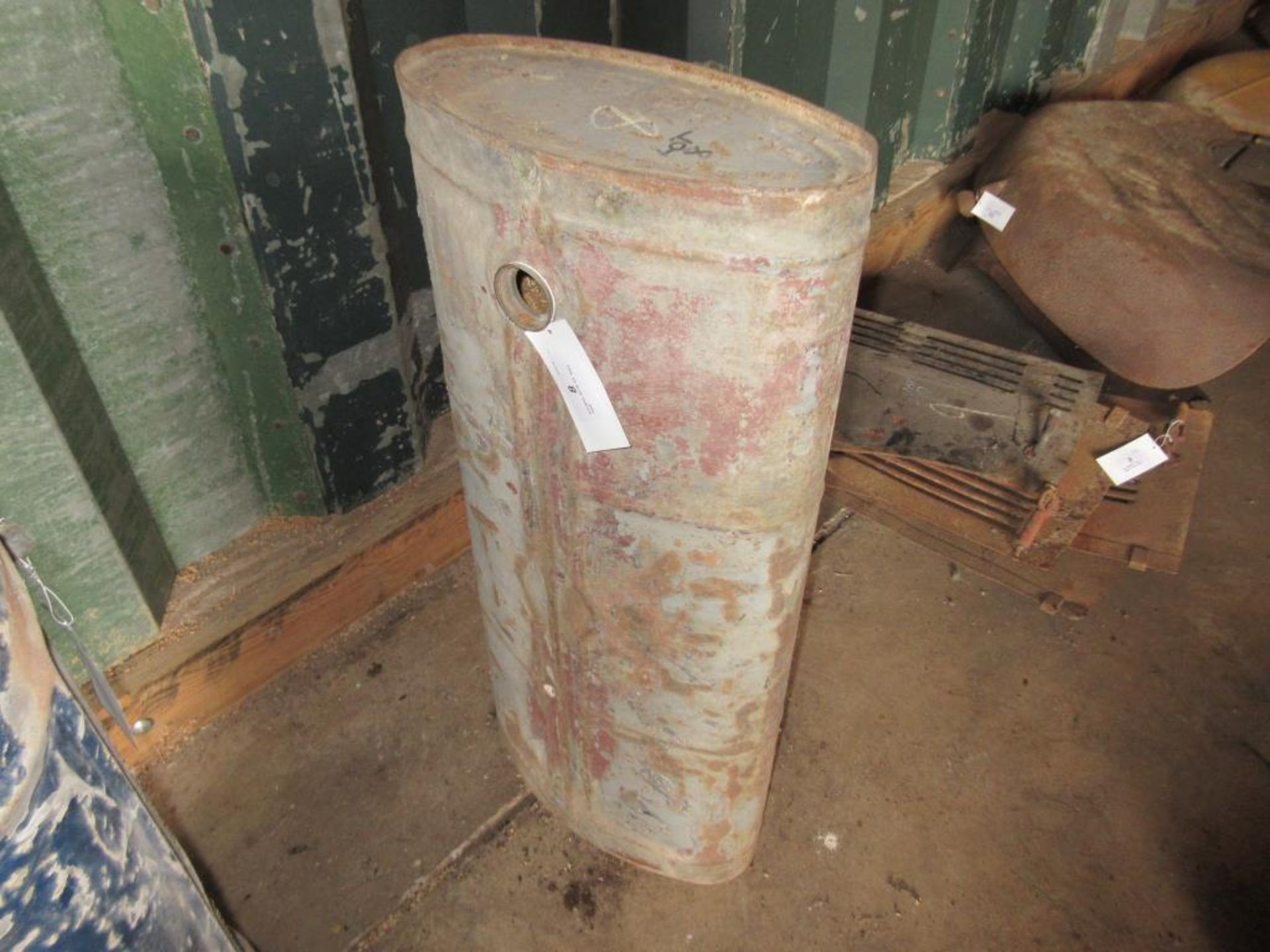 Fordson E27N P6 fuel tank