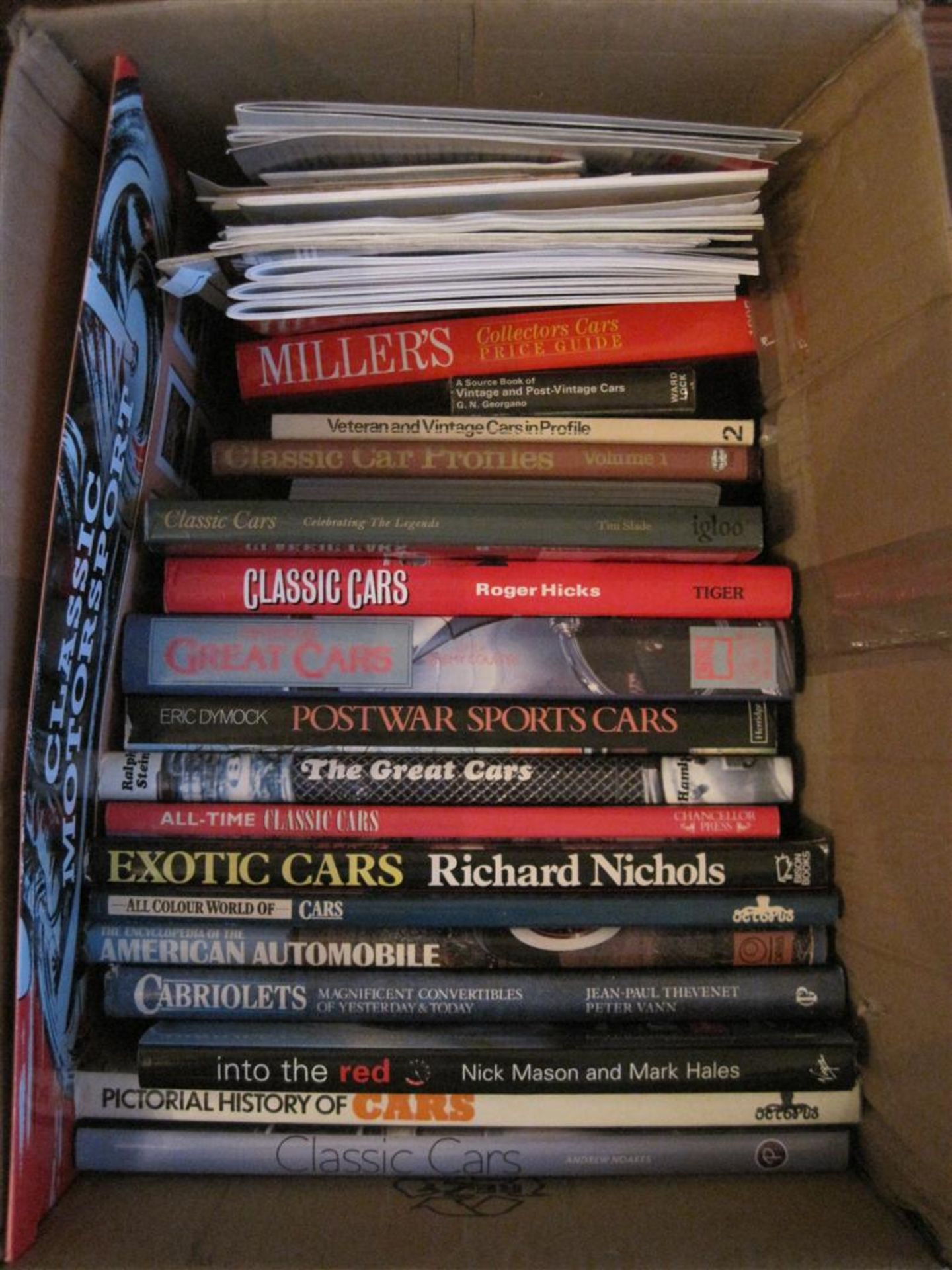 Classic, vintage & veteran car volumes (19), t/w various pamphlets and other related material