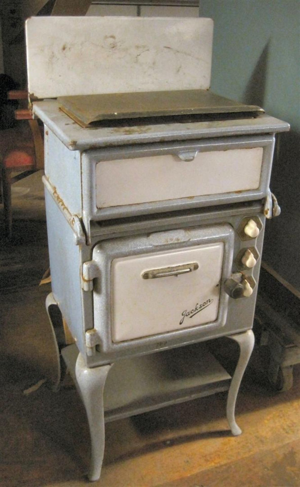 Jackson free standing enameled steel stove