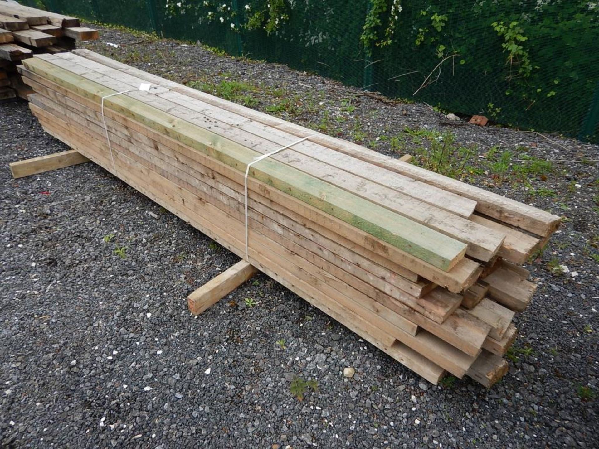 Qty sundry timber lengths