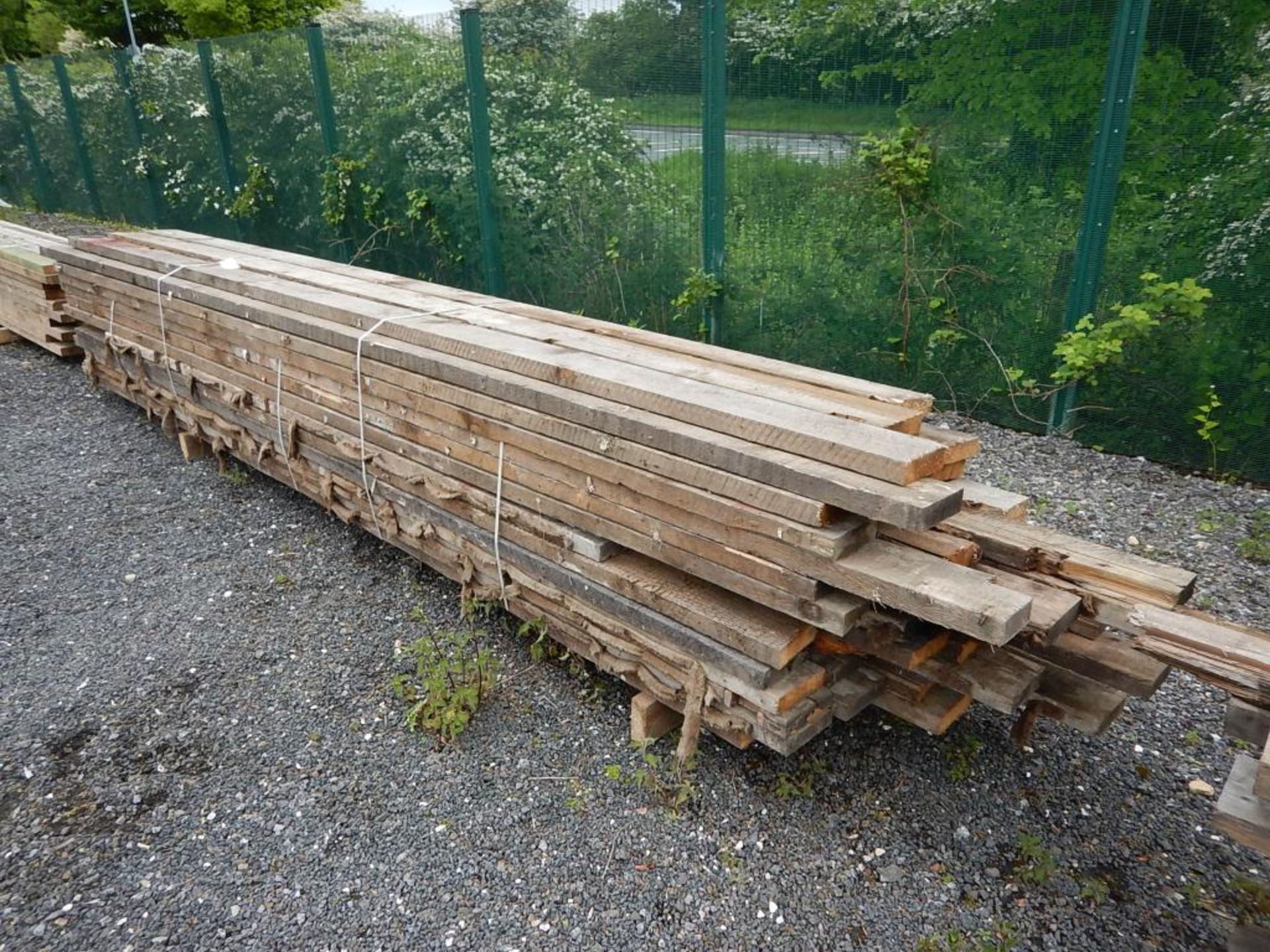 Qty sundry timber lengths