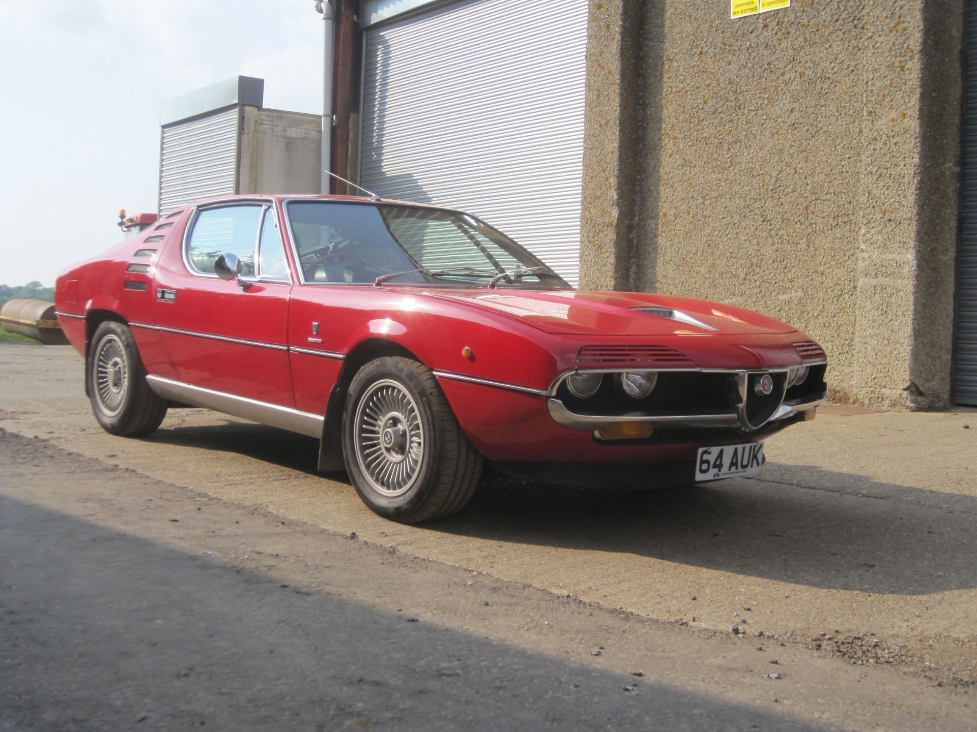 1976 2,589cc Alfa Romeo Montreal (Right Hand Drive) Reg. No. 64 AUK Chassis No. AR-1440171 Engine - Image 3 of 13