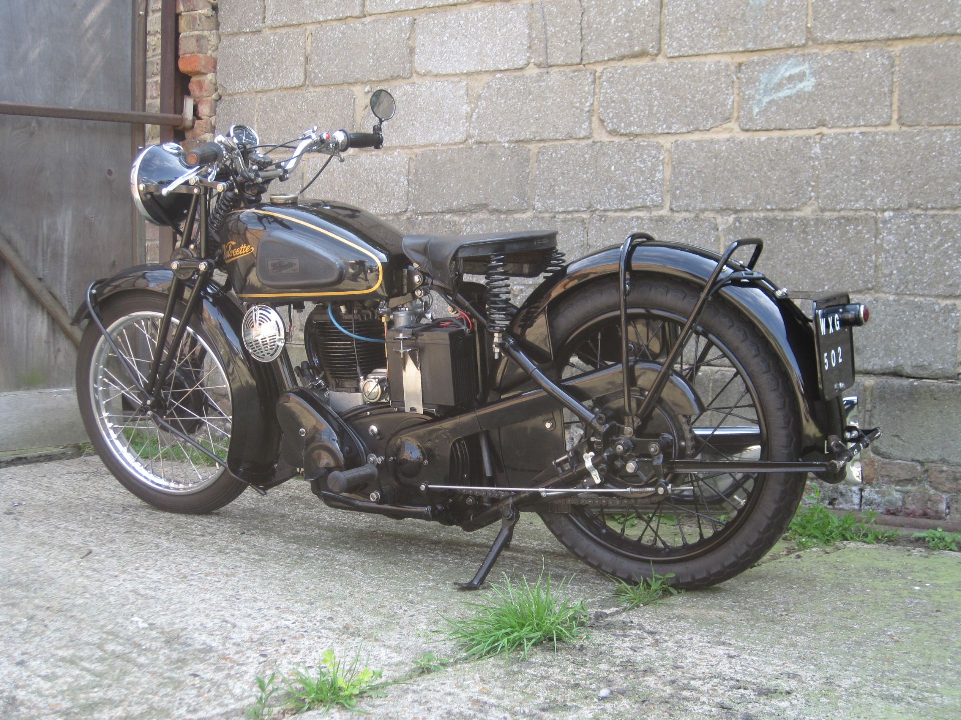 1936 500cc Velocette MSS Reg. No. WXG 502 Frame No. MS3547 Engine No. MSS 1492 Purchased some - Image 2 of 10