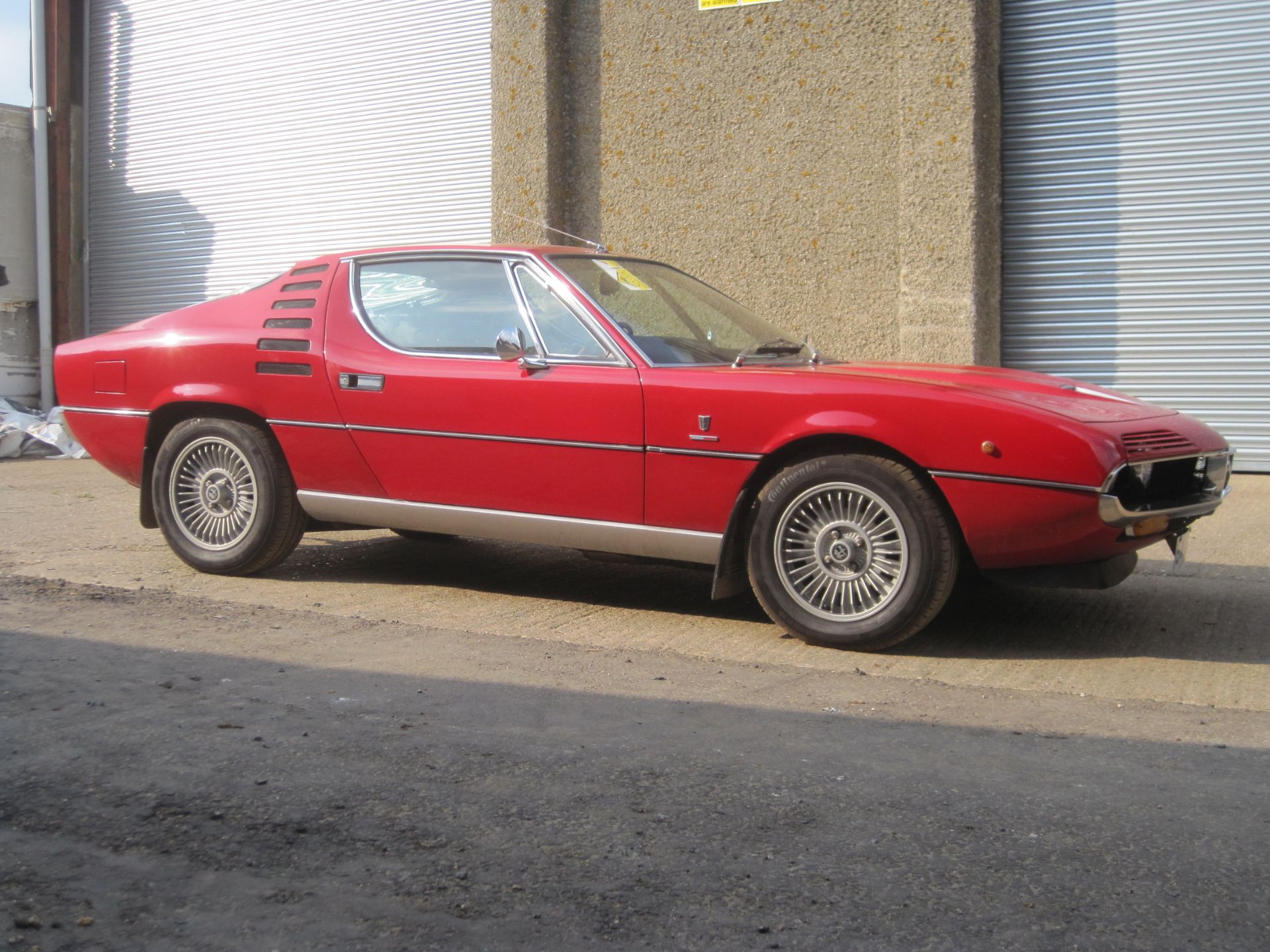 1976 2,589cc Alfa Romeo Montreal (Right Hand Drive) Reg. No. 64 AUK Chassis No. AR-1440171 Engine - Image 2 of 13