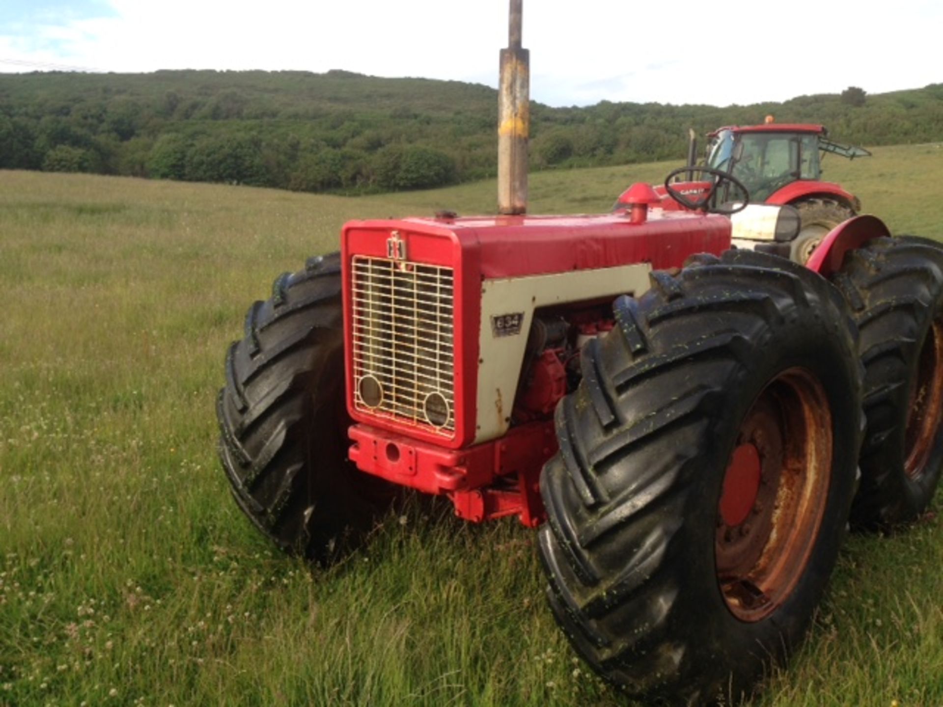 INTERNATIONAL 634 AWD 4cylinder diesel TRACTOR Purchased from a collector in Lincolnshire in a - Image 2 of 7