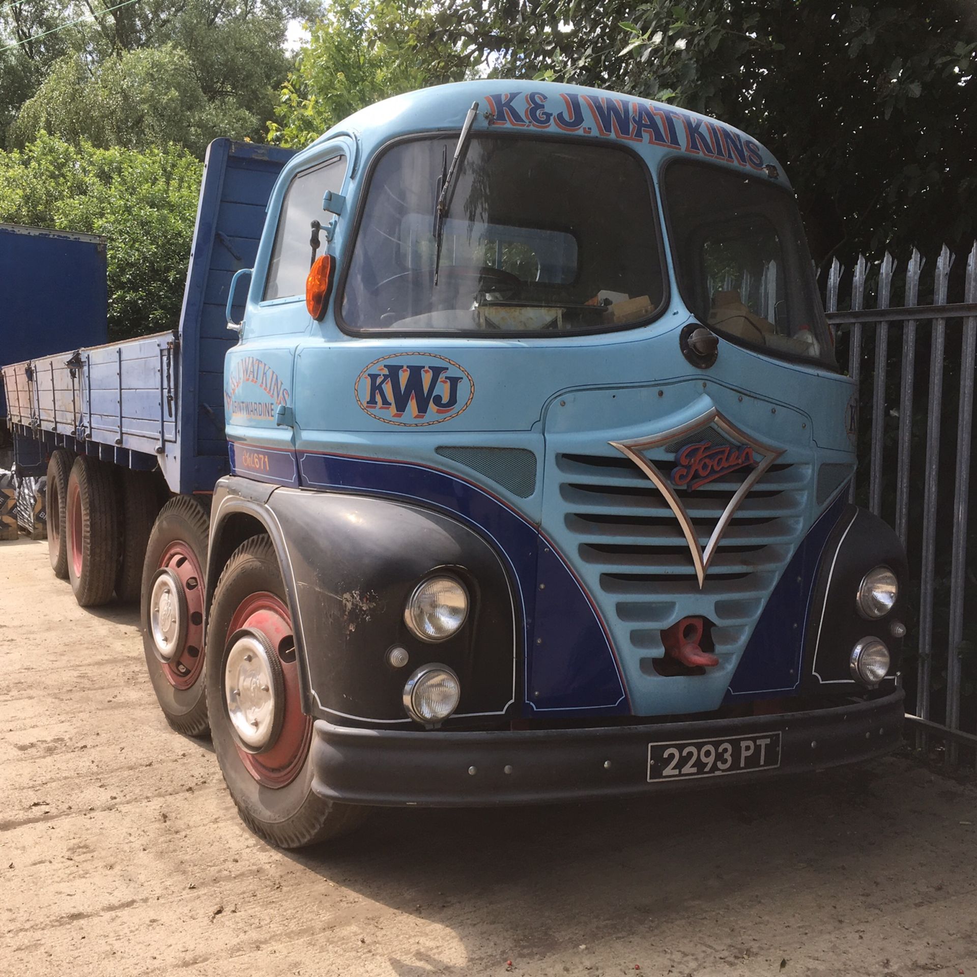 1961 FODEN S21 8 wheel dropside LORRY Reg. No. 2293 PT Chassis No. 47278 Liveried for K & J