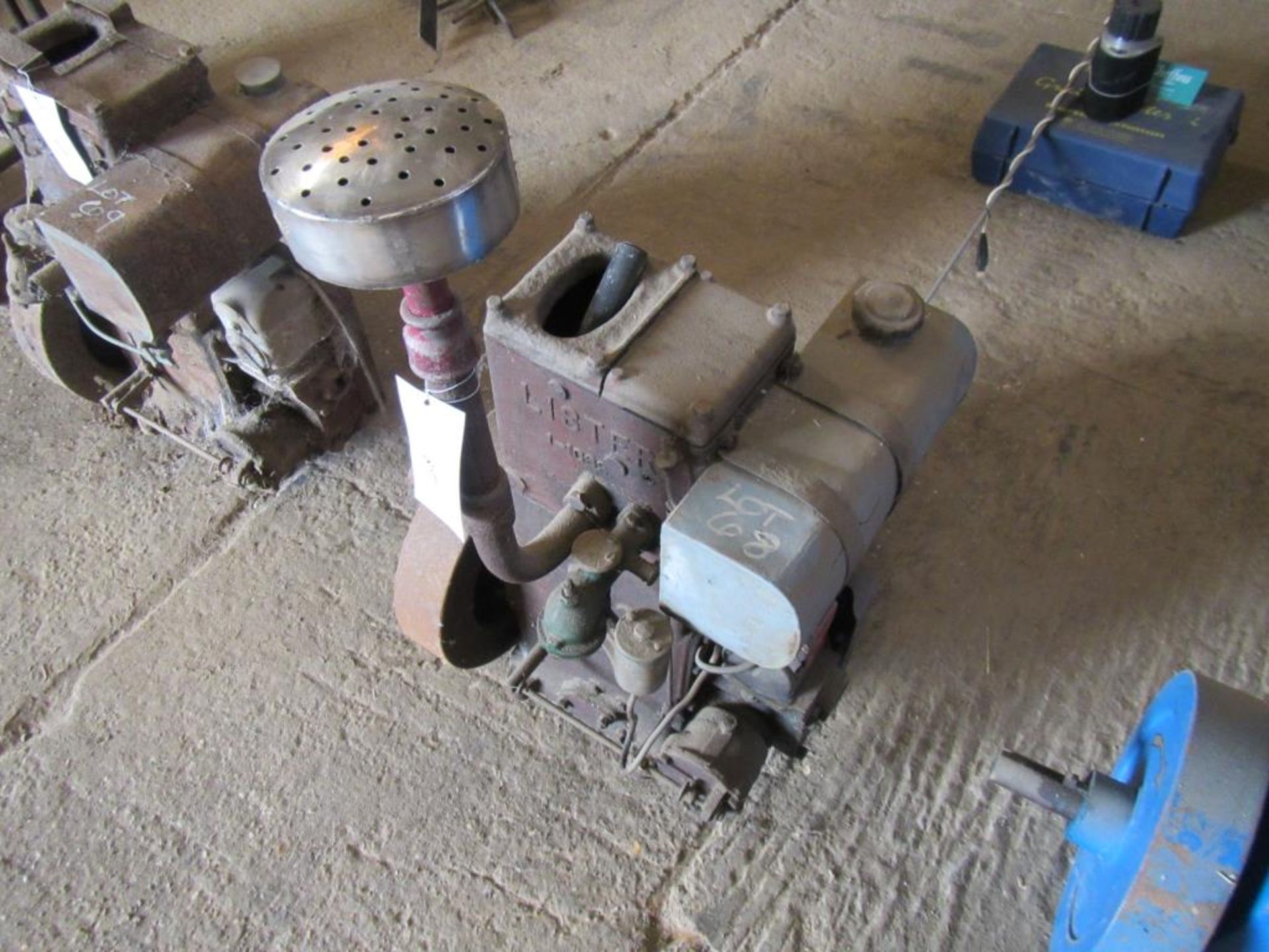 Lister D type vertical stationary engine reverse rotation