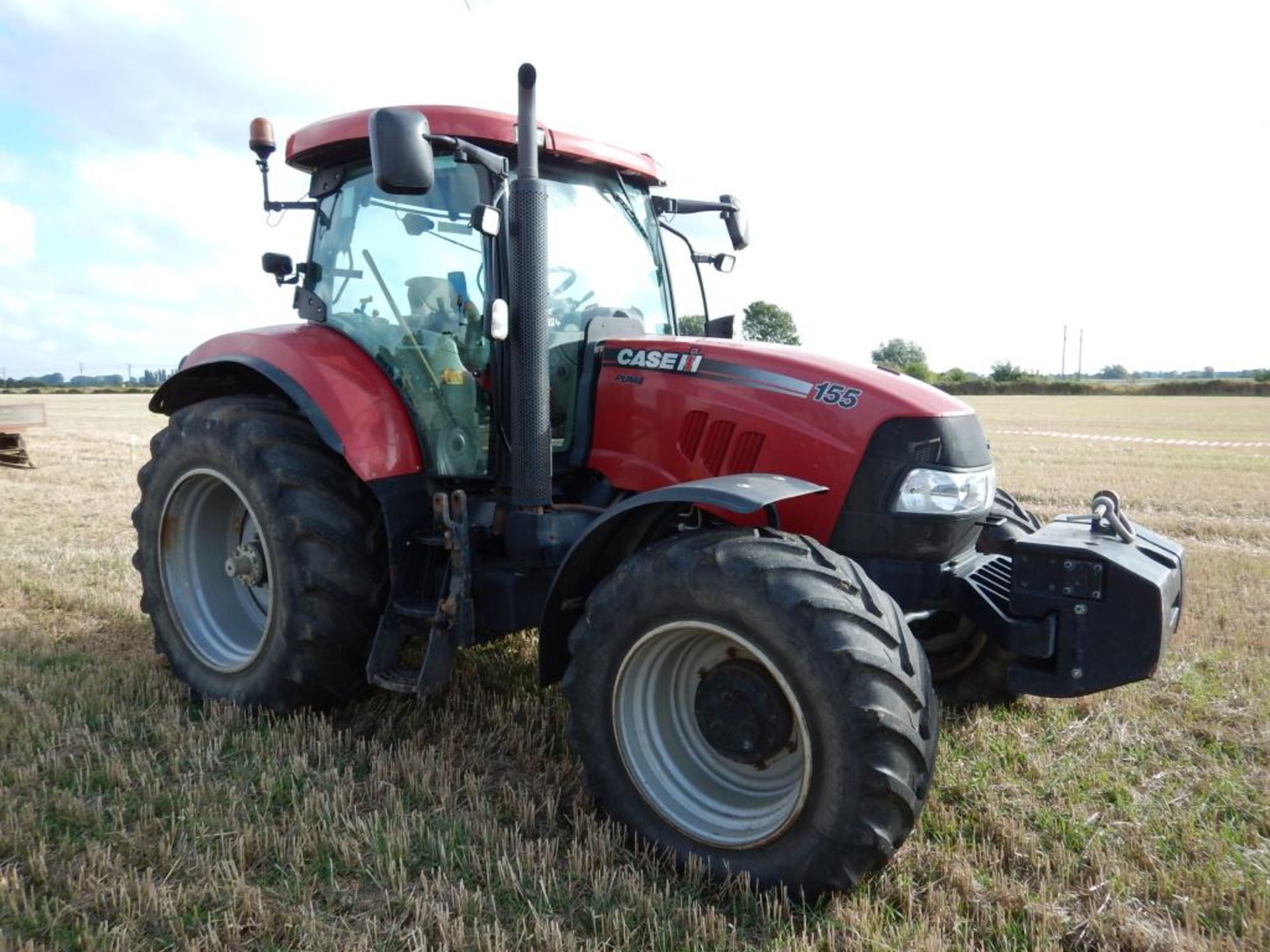 2009 CASE IH 155 Puma 50kph 4wd TRACTOR Fitted with front weight, cab and front suspension, air - Image 2 of 6