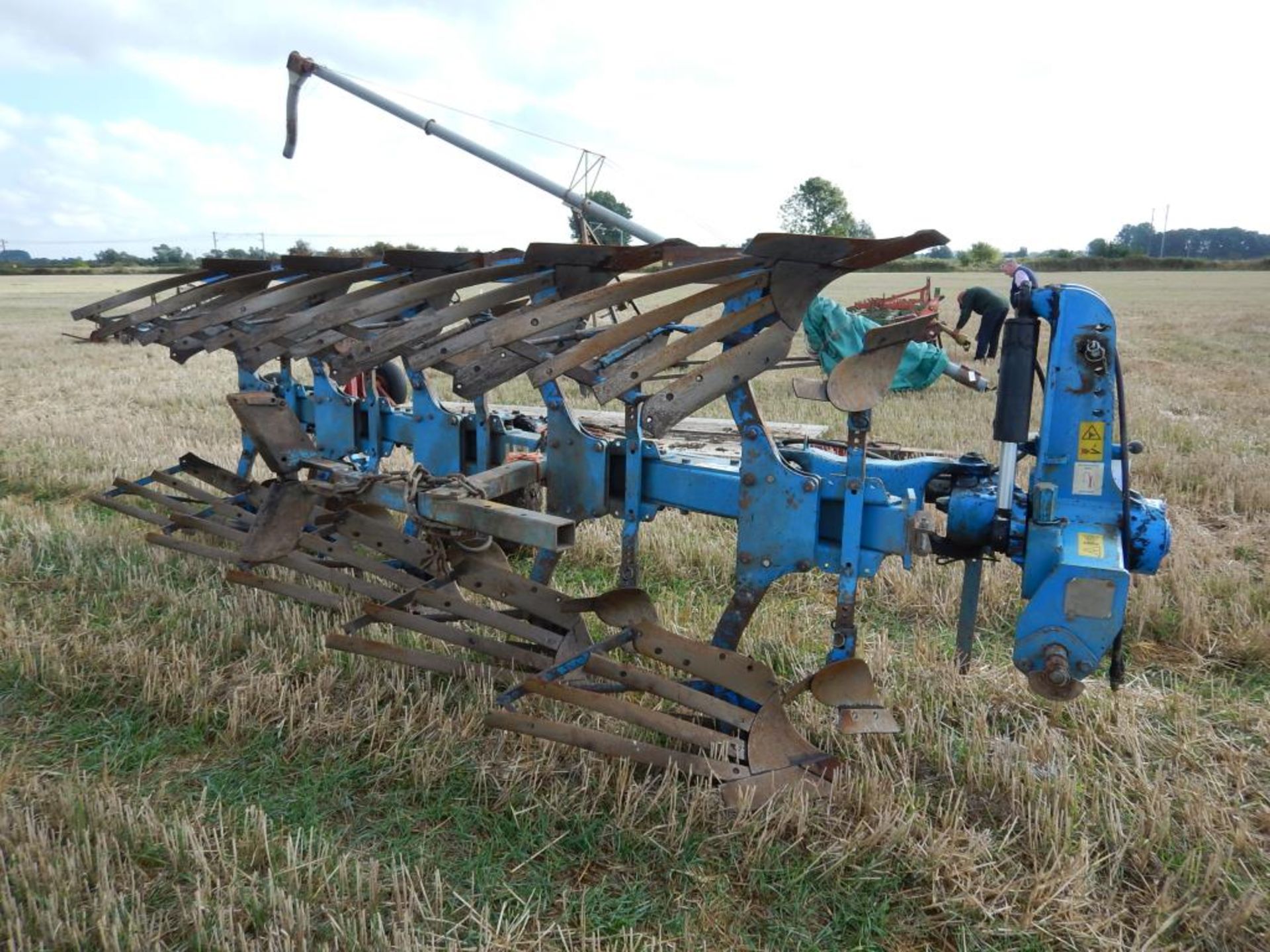 Lemken Europal 8 5furrow reversible plough with slatted mouldboards and furrow press arm - Image 2 of 2