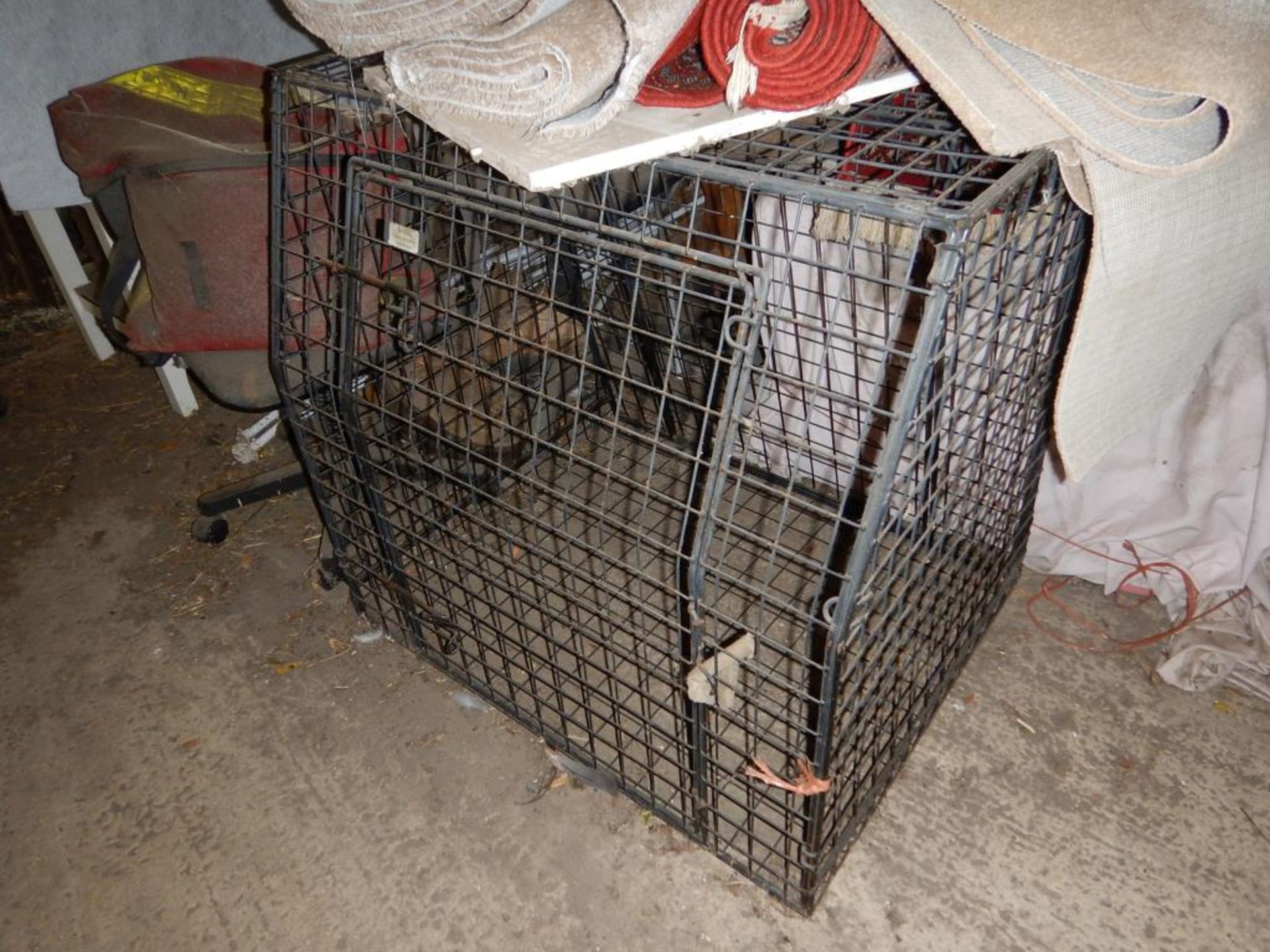 Vehicle dog cage