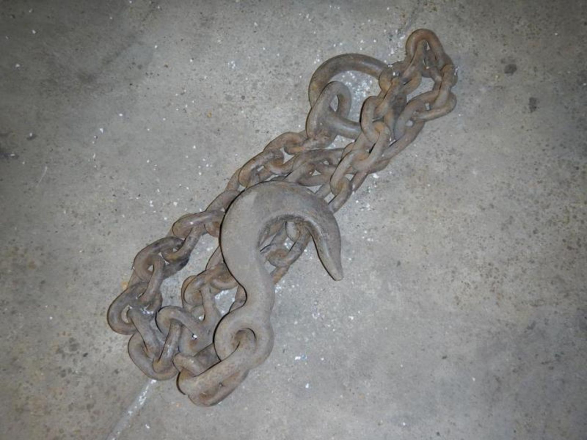 Heady duty tow chain