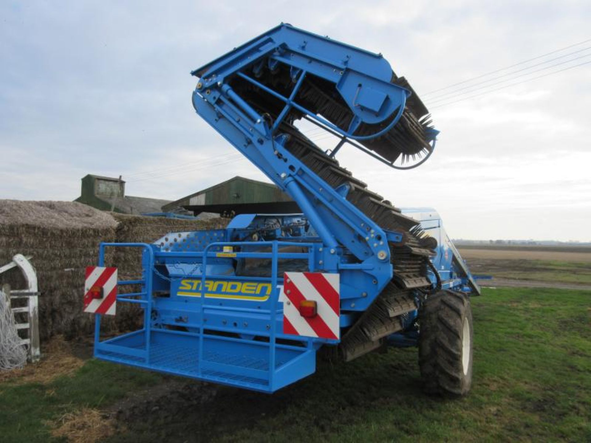 2013 Standen Mega T2 trailed 2row potato harvester with ultrasonic depth sensors, powered & steering - Image 3 of 15