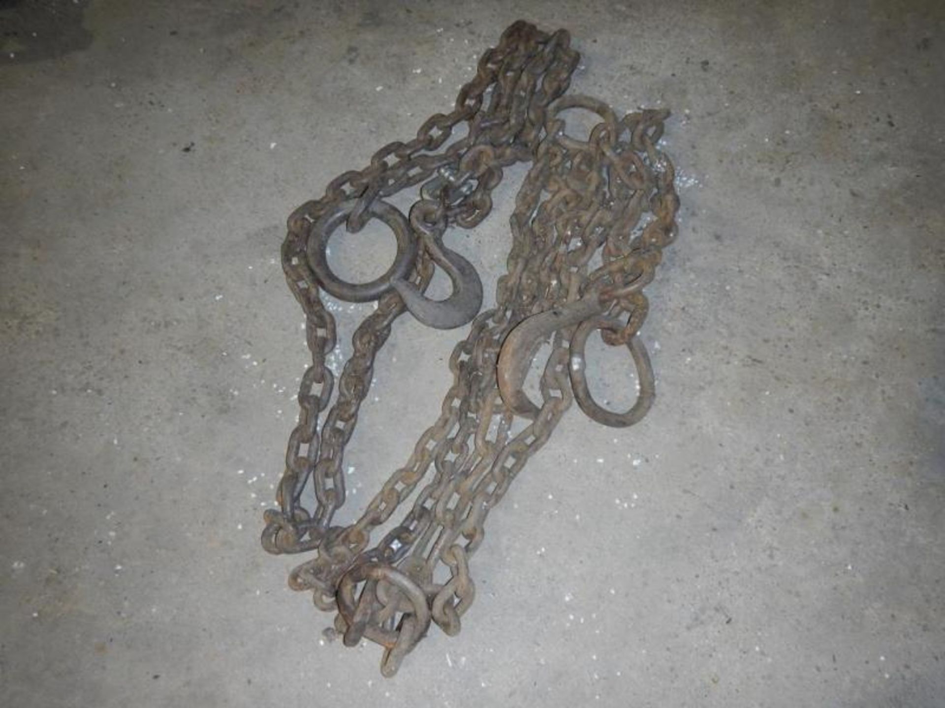 2no. tow chains