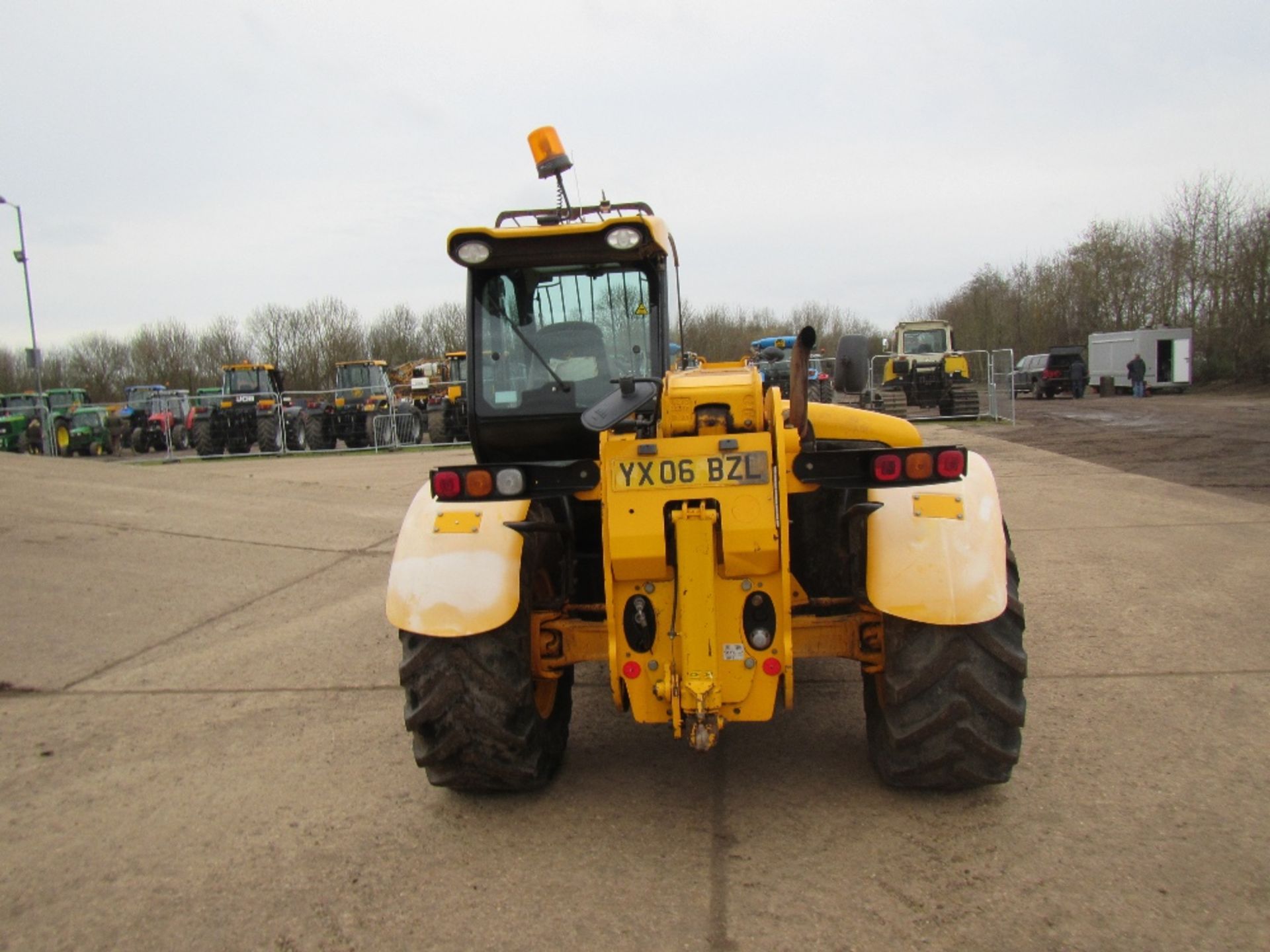 2006 JCB 541-70 Telehandler with Pick Up Hitch & Pallet Tines - Image 4 of 8