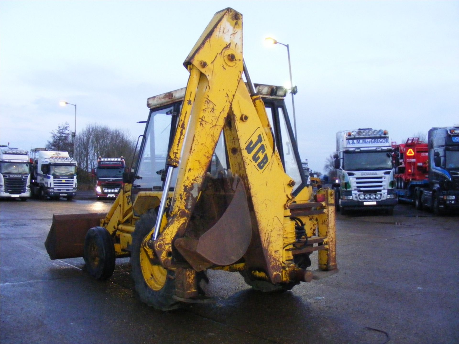 1985 JCB 3CX 2wd with Perkins Engine, All Glass Door. No V5 - Image 4 of 4