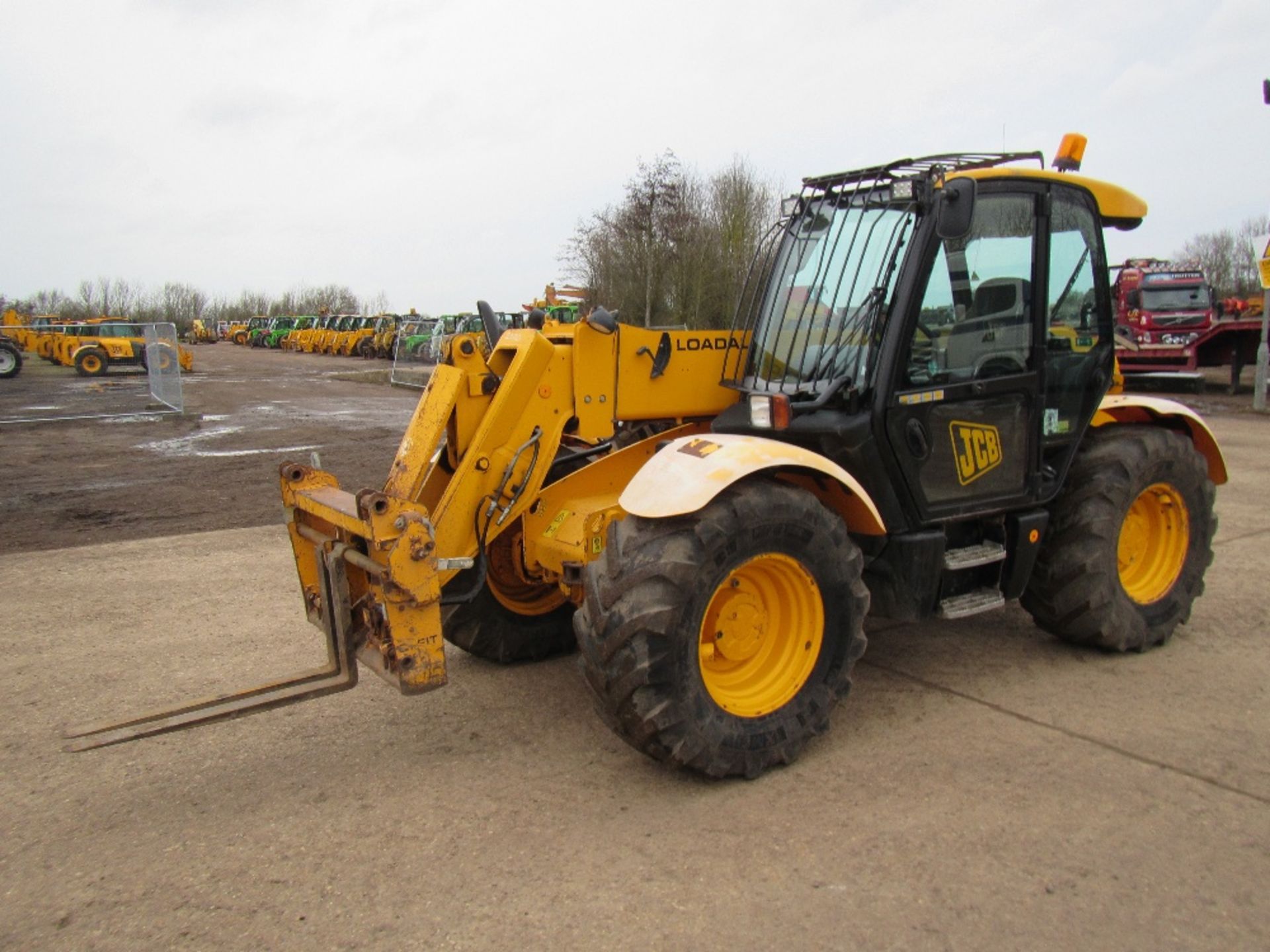 2006 JCB 541-70 Telehandler with Pick Up Hitch & Pallet Tines