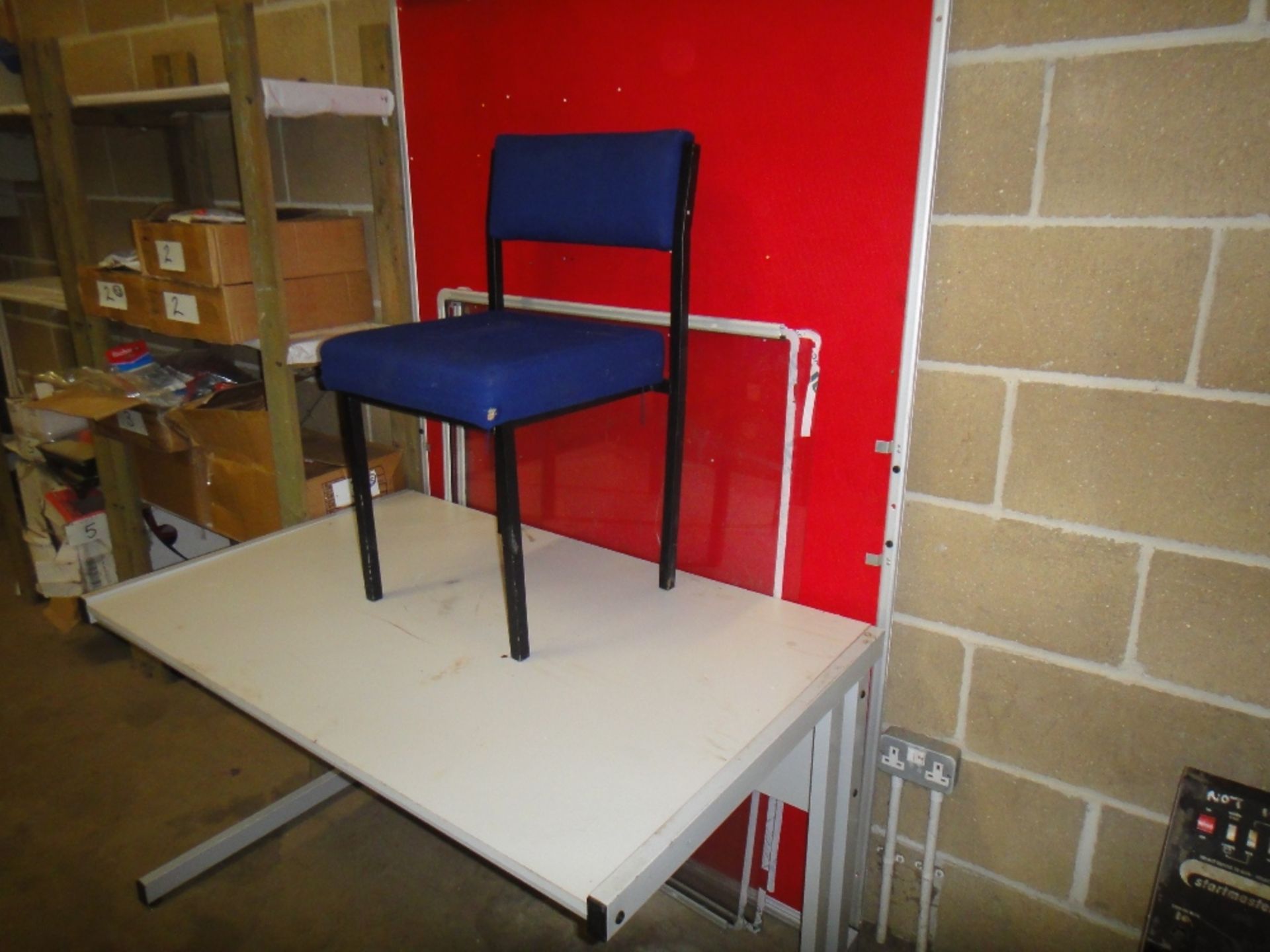 Work Station and Notice Board. UNRESERVED LOT - Image 2 of 2