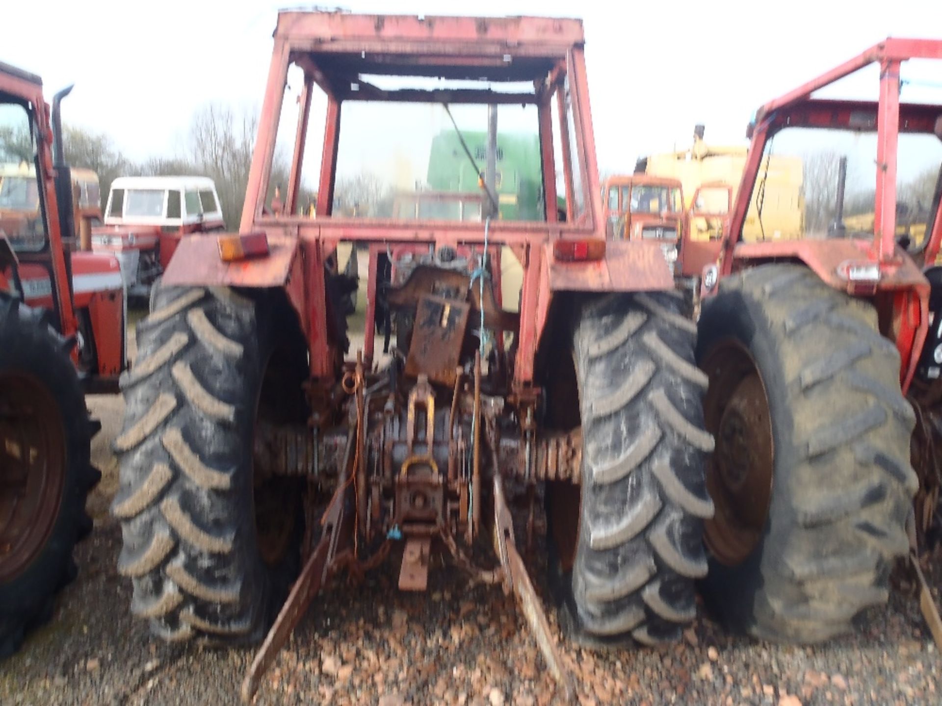 Massey Ferguson 188 Tractor with 4 Bolt Lift Pump Ser. No. 354746 - Image 5 of 10