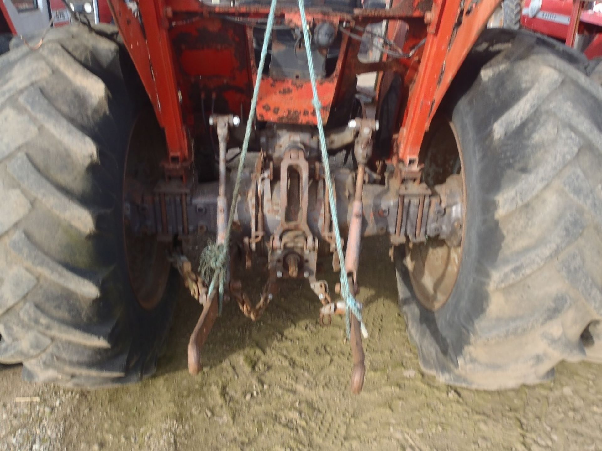 Massey Ferguson 265 Tractor - Image 5 of 9