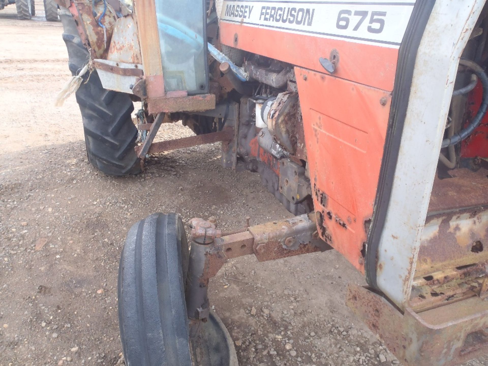 Massey Ferguson 675 2wd Tractor. No V5 Ser. No. K156013 - Image 7 of 9