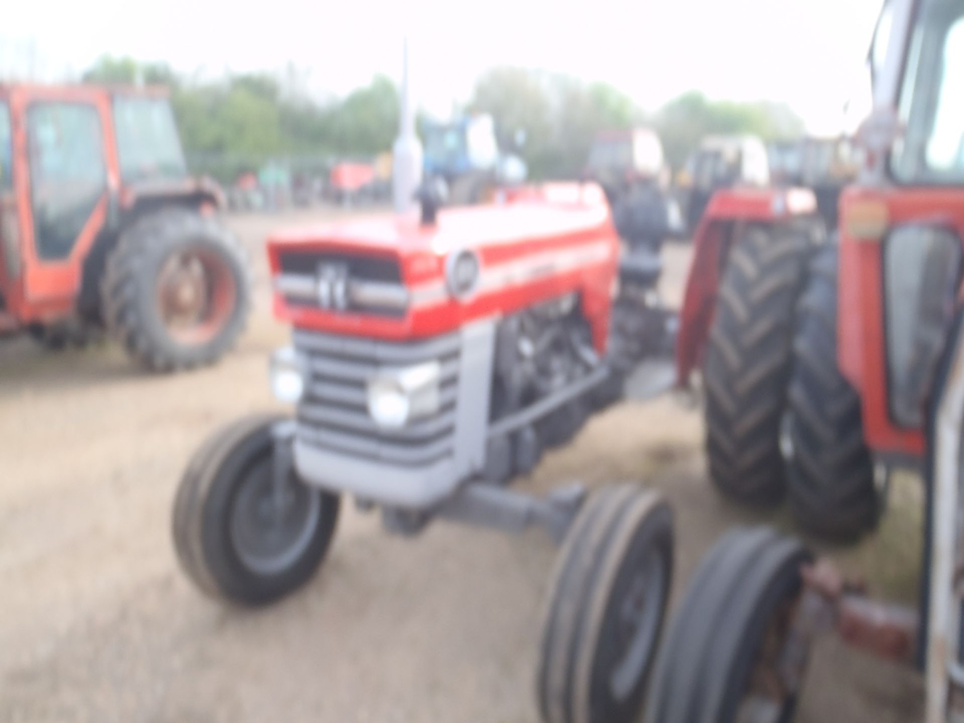 Massey Ferguson 188 Tractor