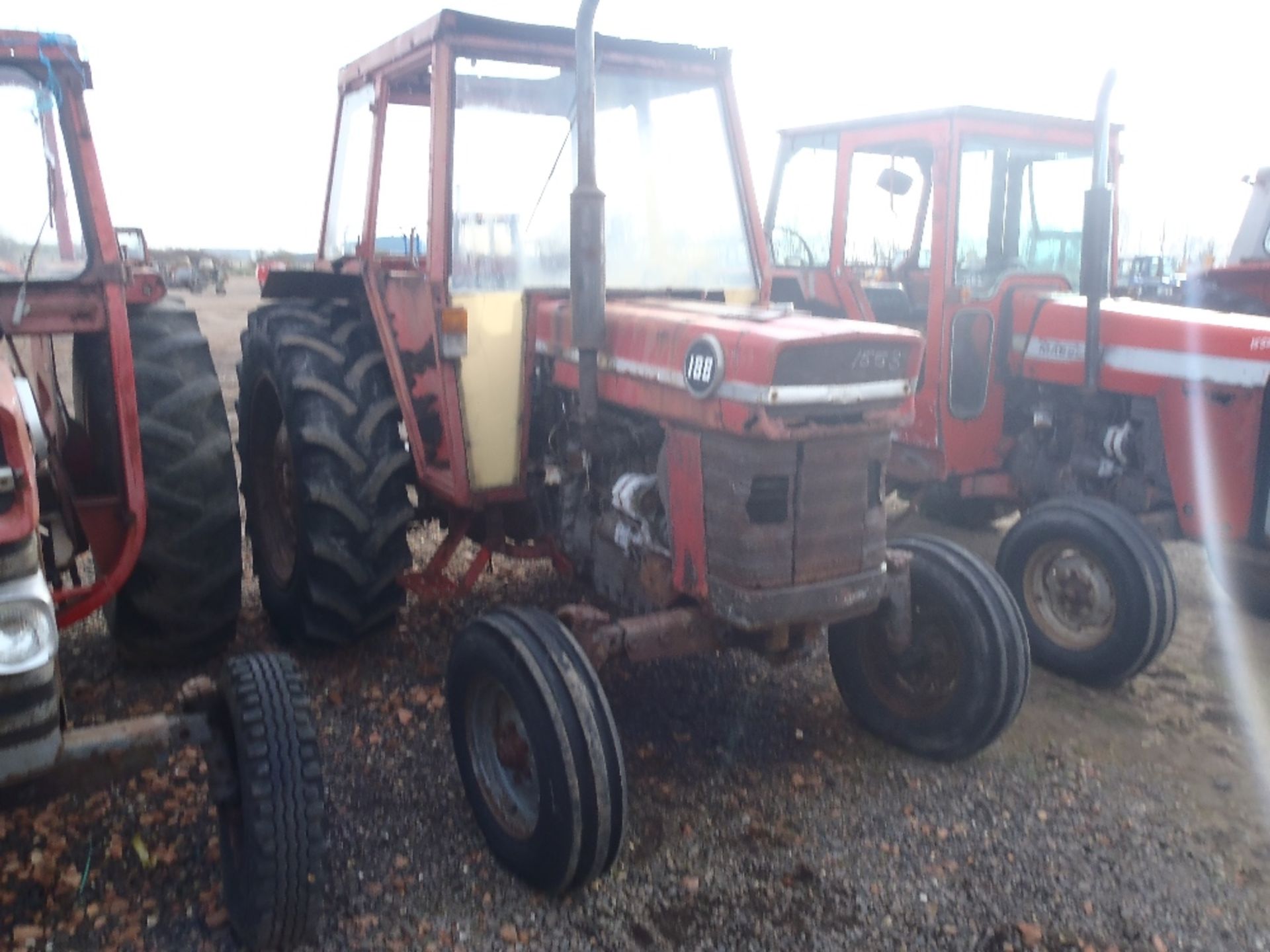 Massey Ferguson 188 Tractor with 4 Bolt Lift Pump Ser. No. 354746 - Image 4 of 10