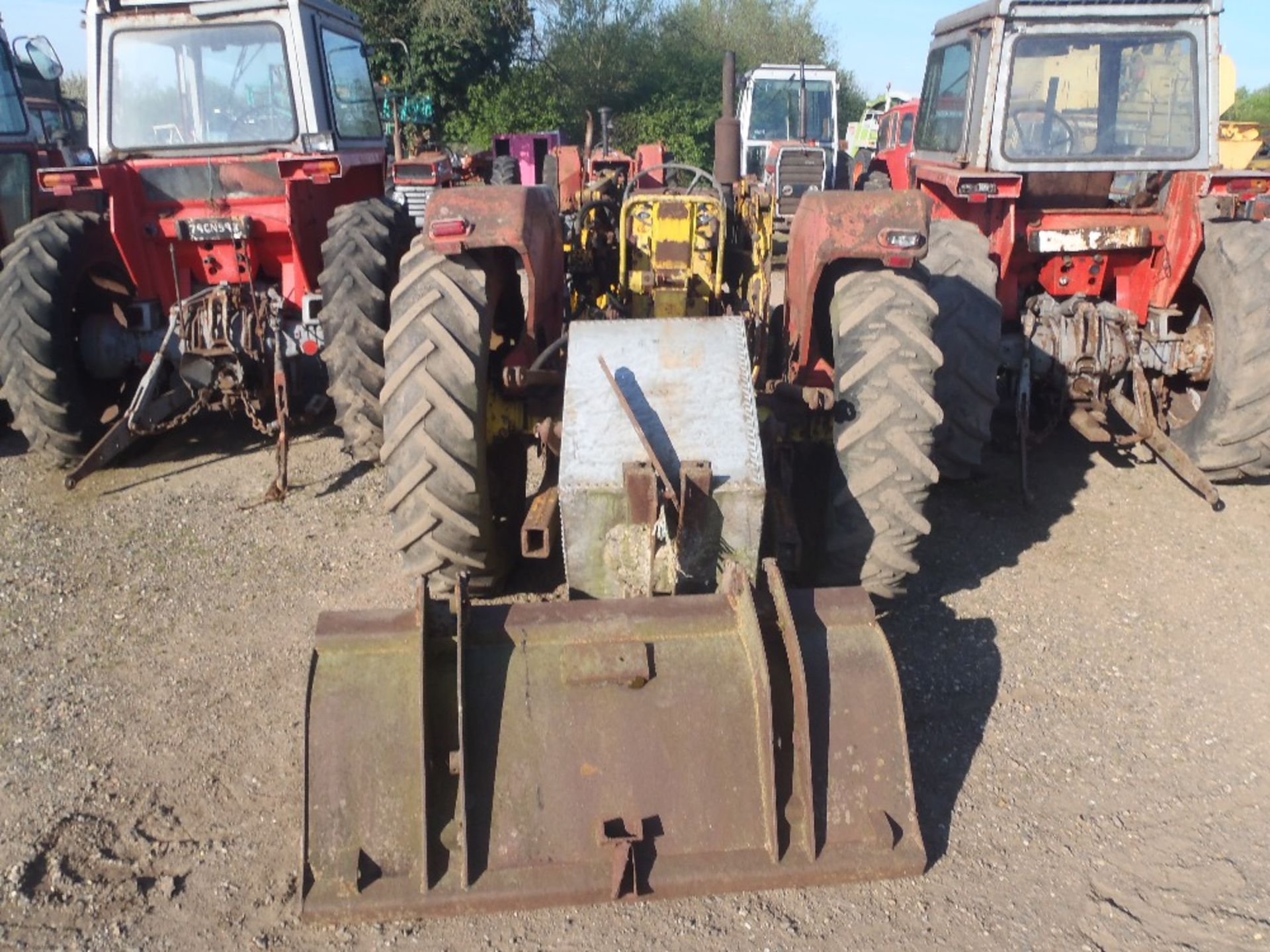 Massey FergusonTractor with Loader, Bucket & Tines Ser No 819648 - Image 4 of 8