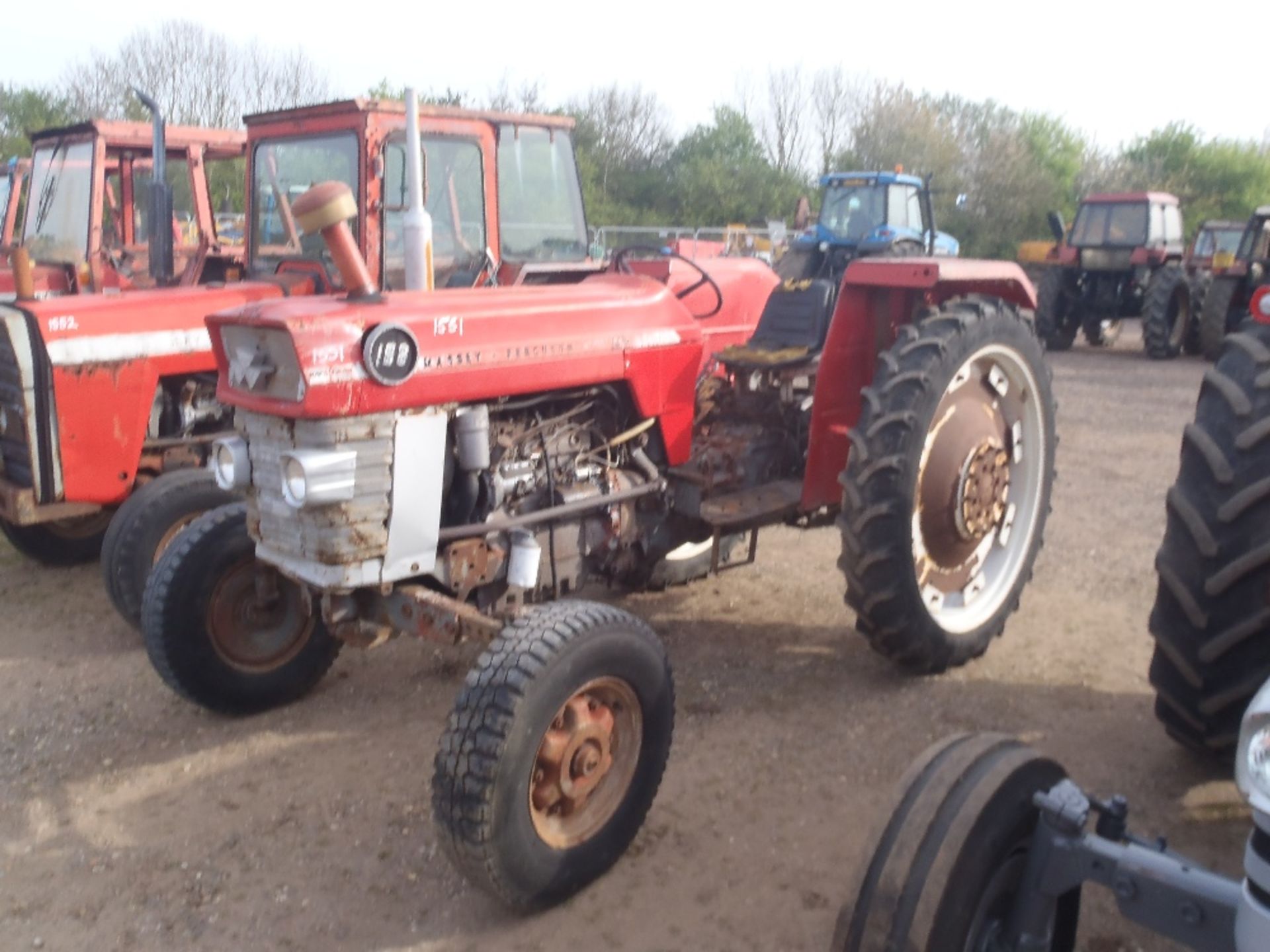 Massey Ferguson 188 Tractor