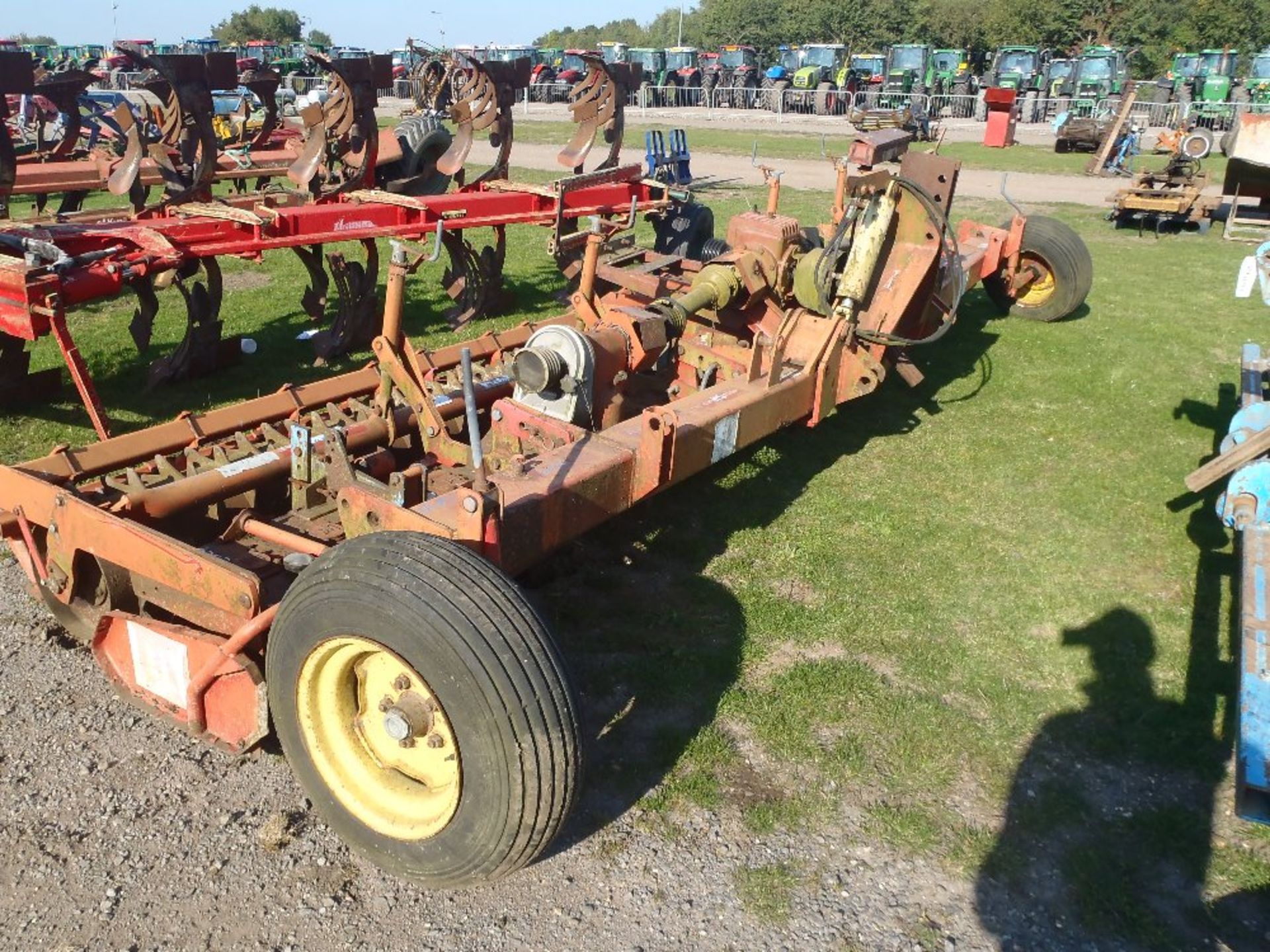 Lely 6m Power Harrow with Packer Roller.