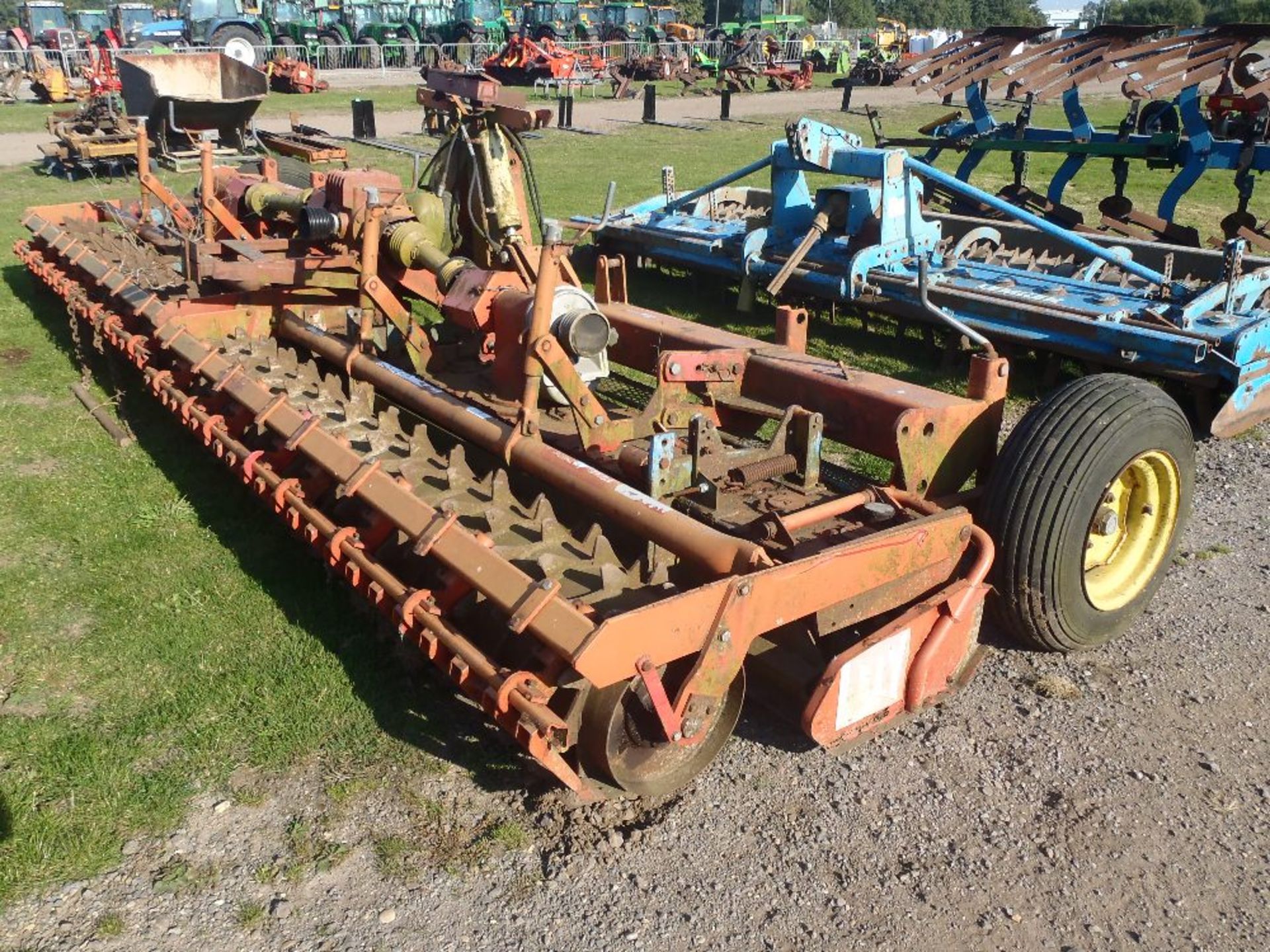 Lely 6m Power Harrow with Packer Roller. - Image 2 of 3