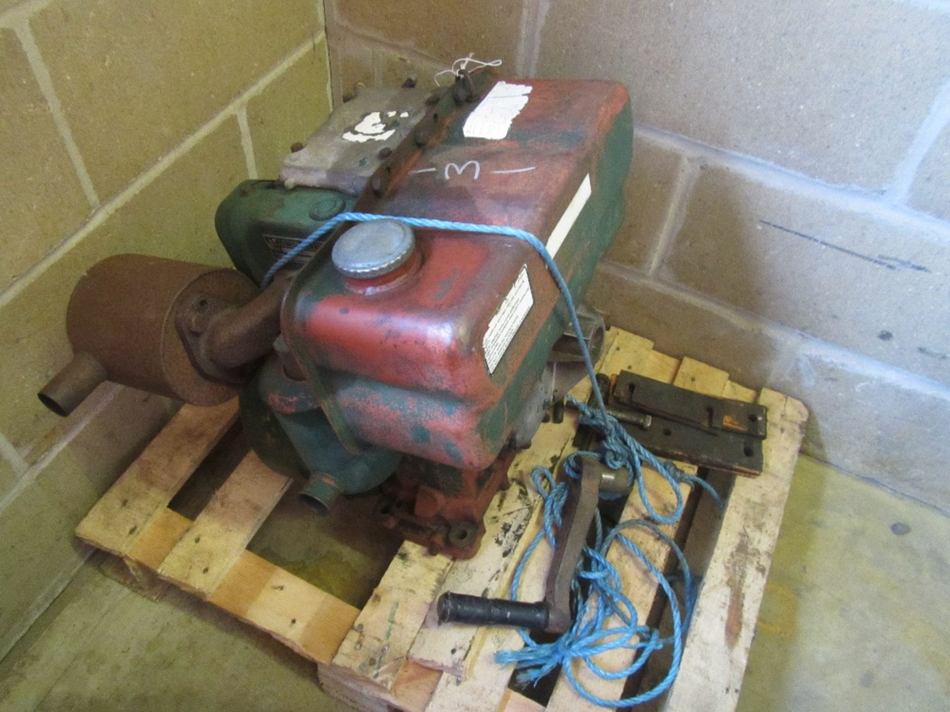 Lister LV1 Diesel Engine with Starting Handle UNRESERVED LOT - Image 2 of 2