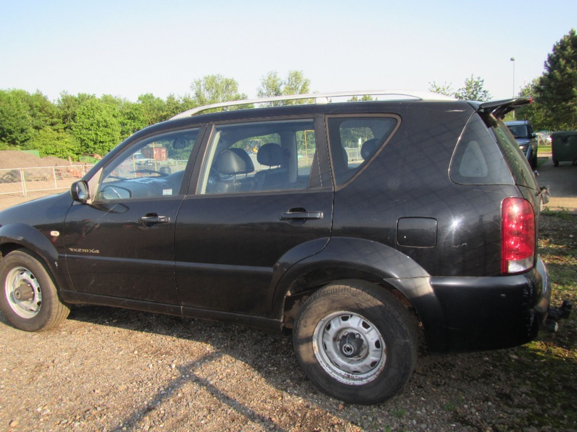 Ssang Yong Rexton 270 4wd Car. V5 will be supplied. MOT till 23rd March 2017. Mileage: 156,173. Reg. - Image 3 of 5