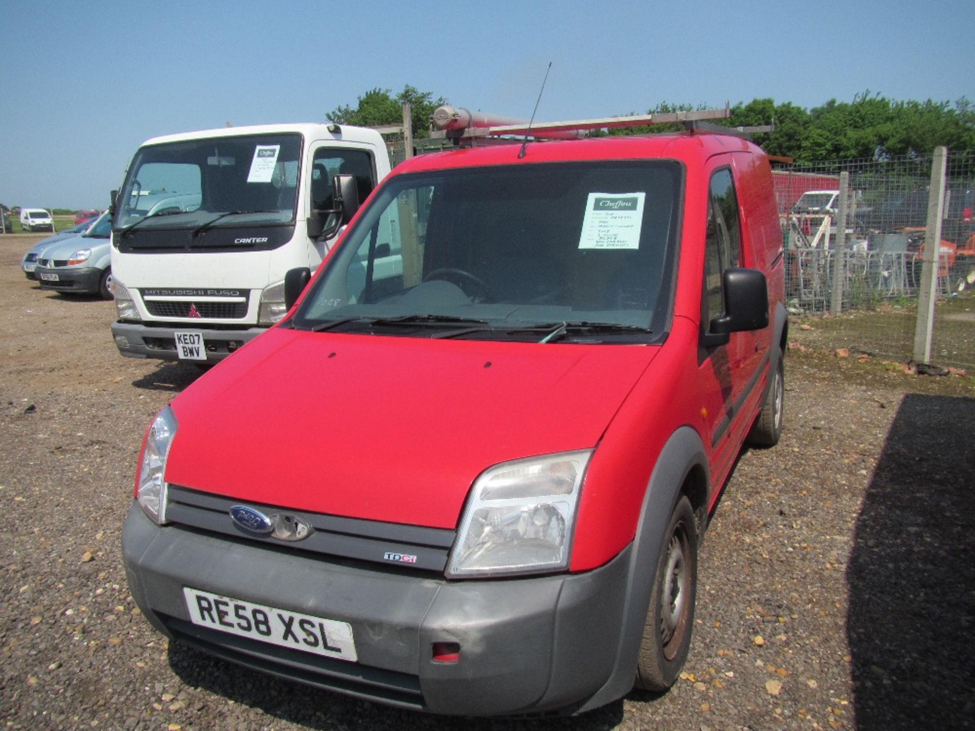 Ford Connect Transit Van. V5 will be supplied. Mileage: 80,368. MOT till 21/3/17. Reg. No. RE58 XSL - Image 2 of 4