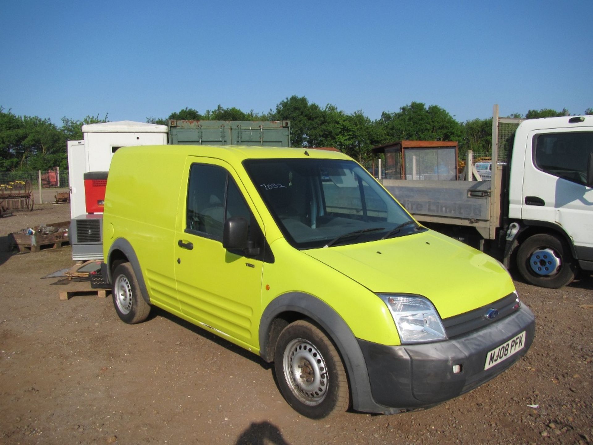 2008 Ford Transit Connect. V5 will be supplied MOT till 25th Aug 16 Reg. No. MJ08 PFK - Image 2 of 5