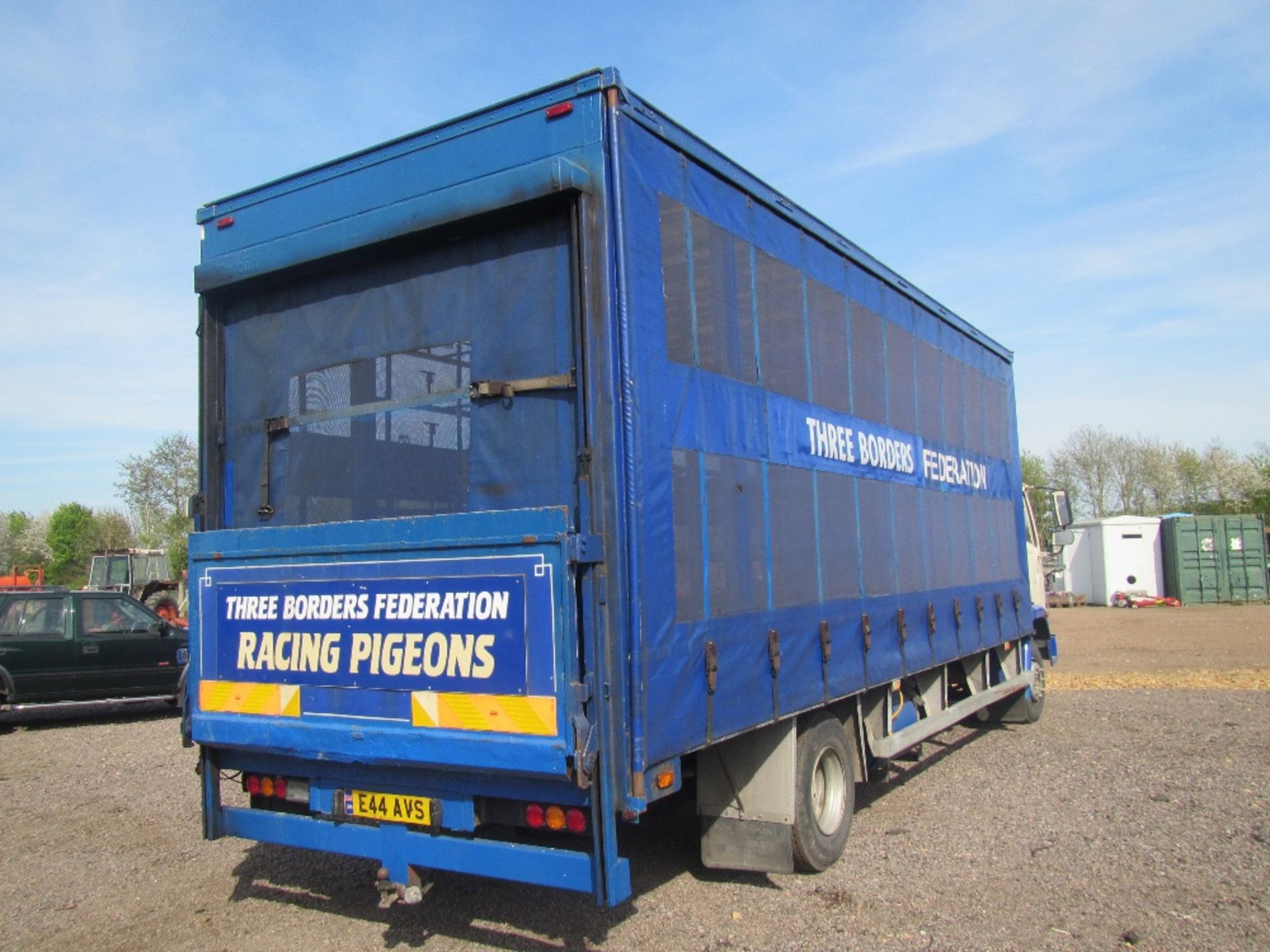 Leyland Curtainsider Lorry with Tail Lift. V5 will be supplied Mileage: 239,042km Reg. No. E44 AVS - Image 5 of 5