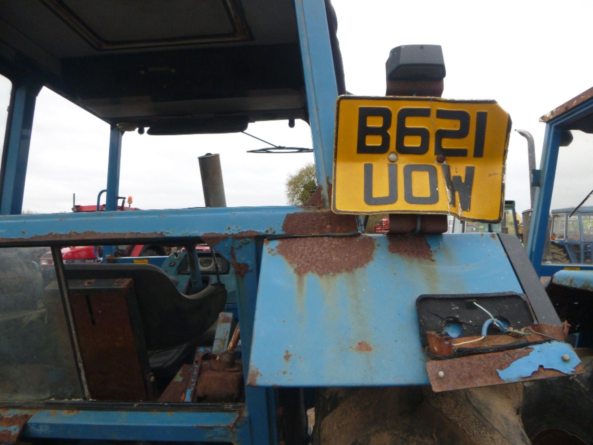 Ford 5610 2wd Tractor with Floor Change Gearbox. Reg. No. B621 UOW Ser. No. BA22021 - Image 8 of 13