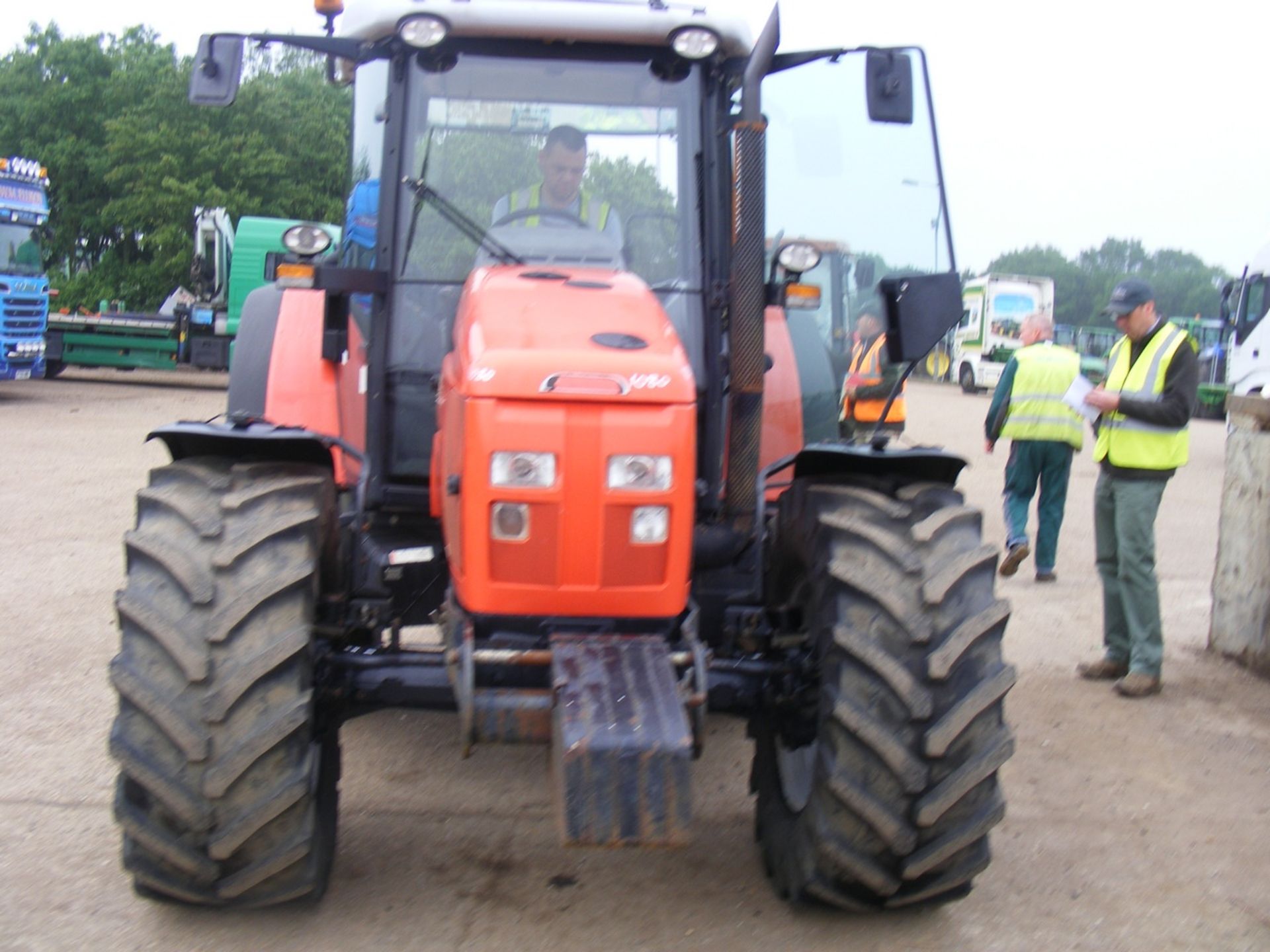 2007 Same Silver 110 Power Shuttle Tractor with Full Set of Weights & Oversized Tyres. V5 will be - Image 2 of 5