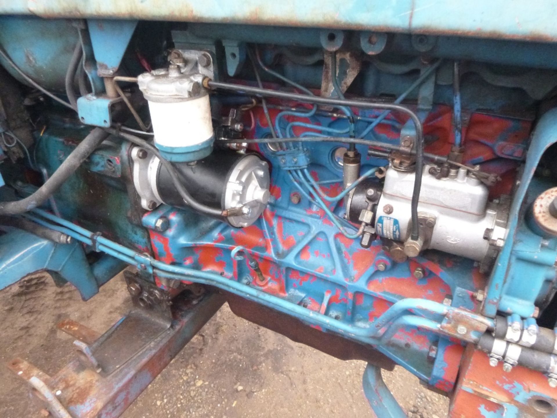Ford 5610 2wd Tractor with Floor Change Gearbox. Reg. No. B621 UOW Ser. No. BA22021 - Image 4 of 13