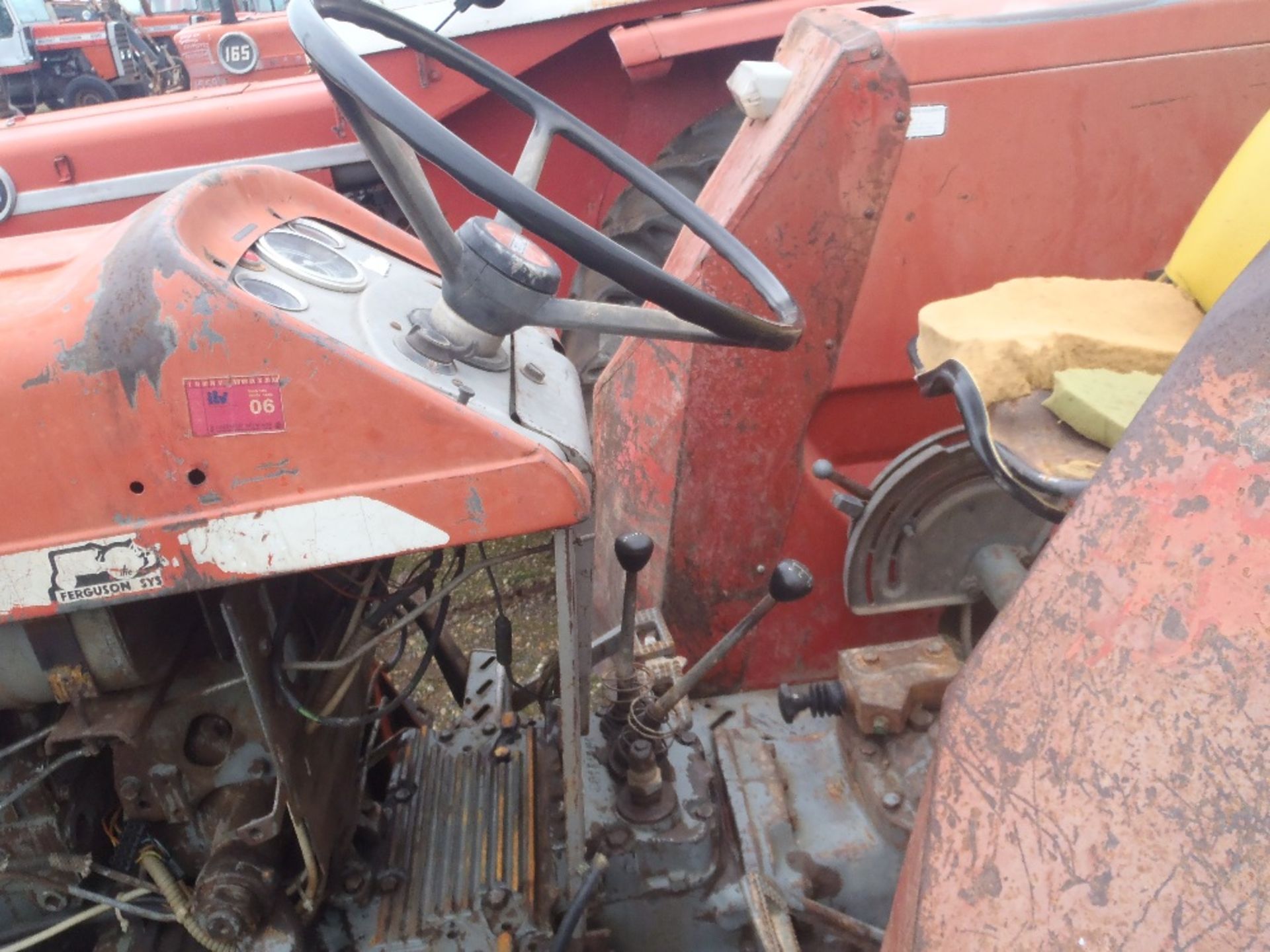 Massey Ferguson 165 Tractor. Ser.No. 136298 - Image 4 of 9