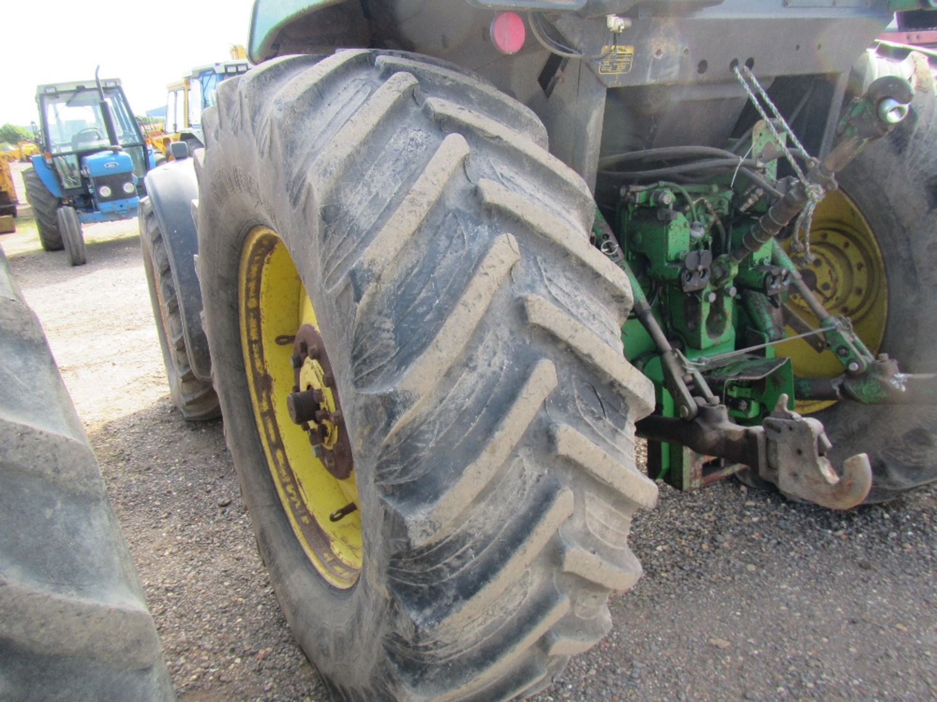 John Deere 4250 Tractor. 1st Regd 19/1/88. V5 has been applied for. Ser. No. RW4250E013056 - Image 10 of 16