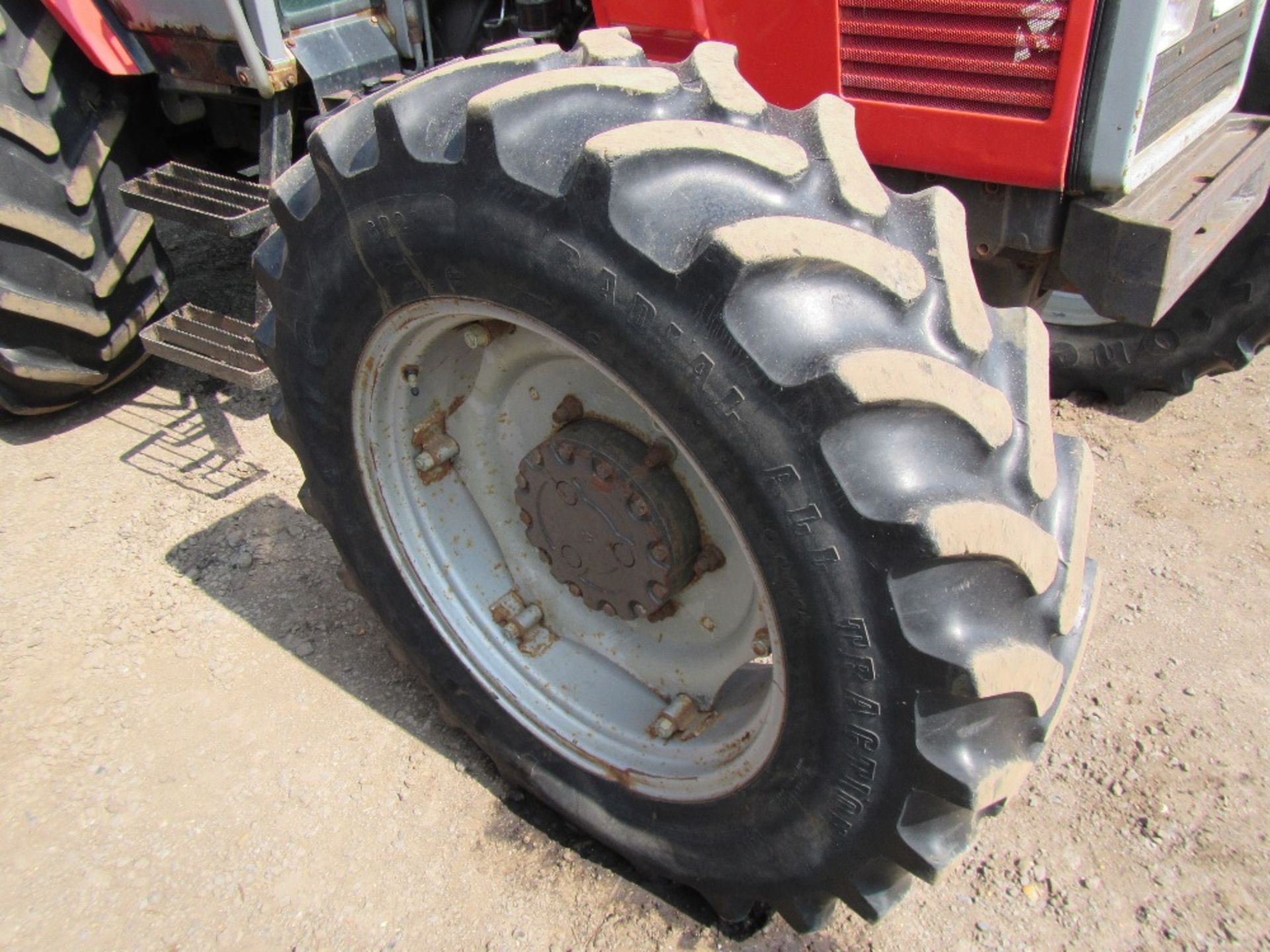 Massey Ferguson 3075 Dynashift Tractor. Reg. No. L355 PJL Ser. No. B273040 - Image 4 of 16