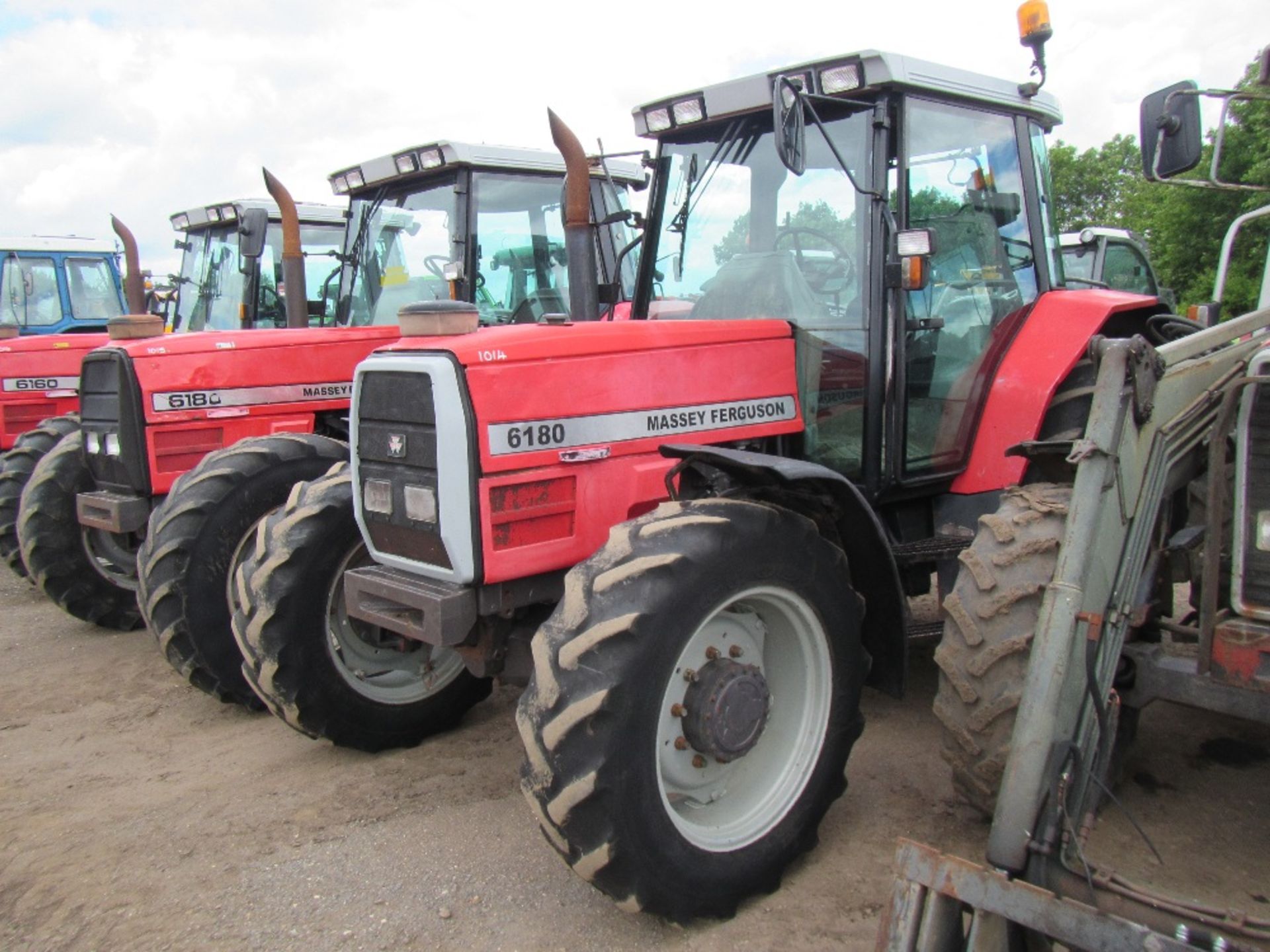 Massey Ferguson 6180 4wd Tractor. Ser. No. E109016