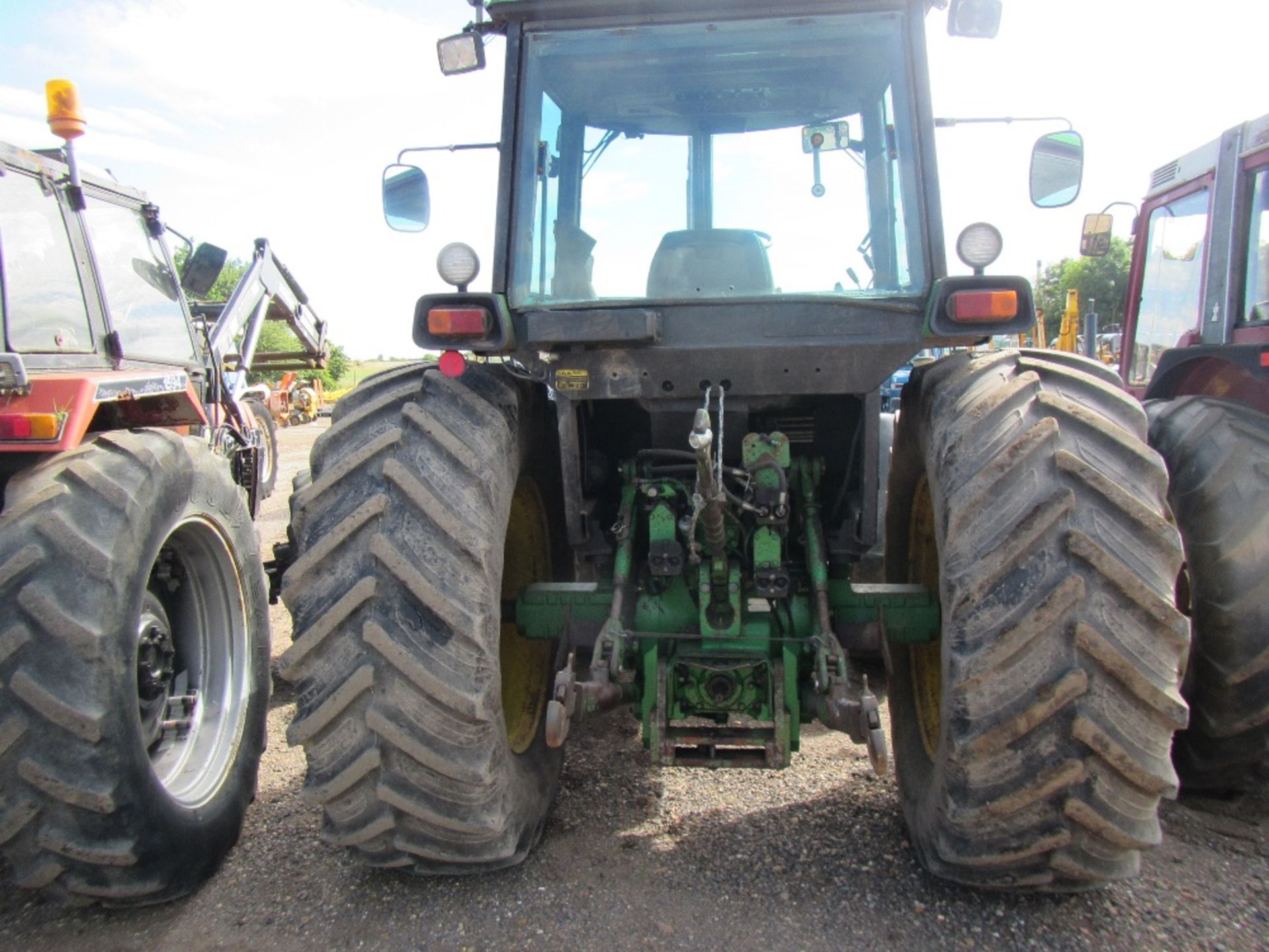 John Deere 4250 Tractor. 1st Regd 19/1/88. V5 has been applied for. Ser. No. RW4250E013056 - Image 7 of 16